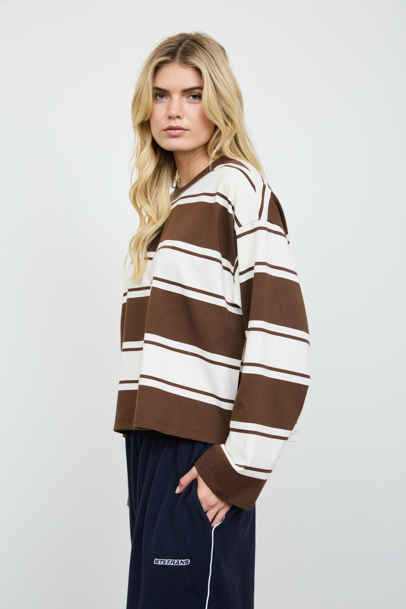 WIDE STRIPE CREW NECK LONG SLEEVE KNIT SWEATSHIRT (PRE-ORDER)