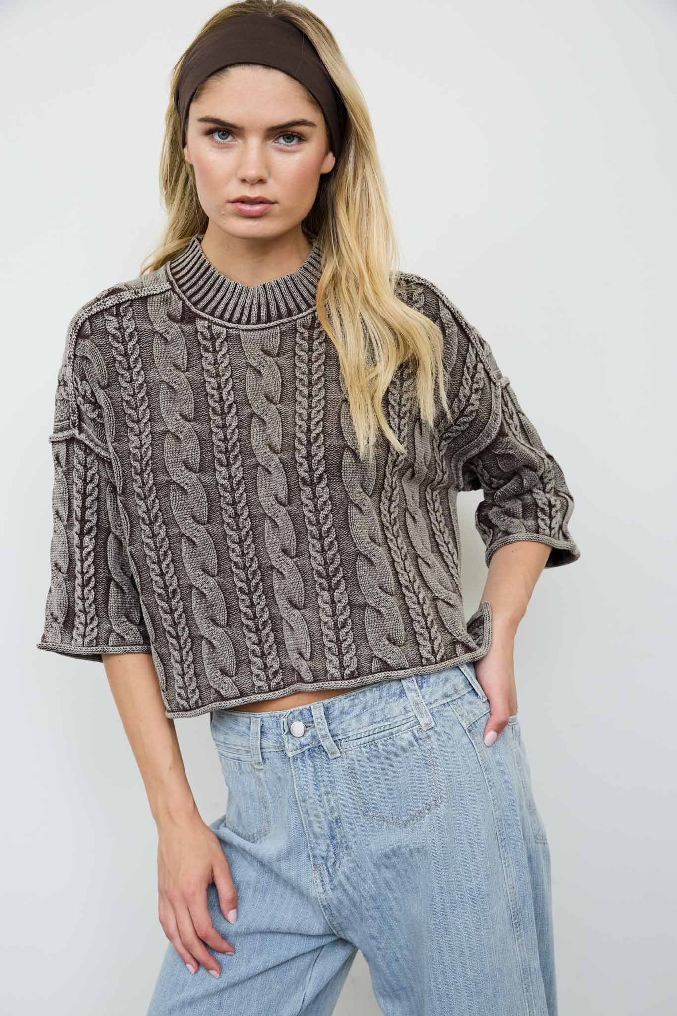 WASHED 3/4 SLEEVE TURTLENECK CABLE KNIT PULLOVER