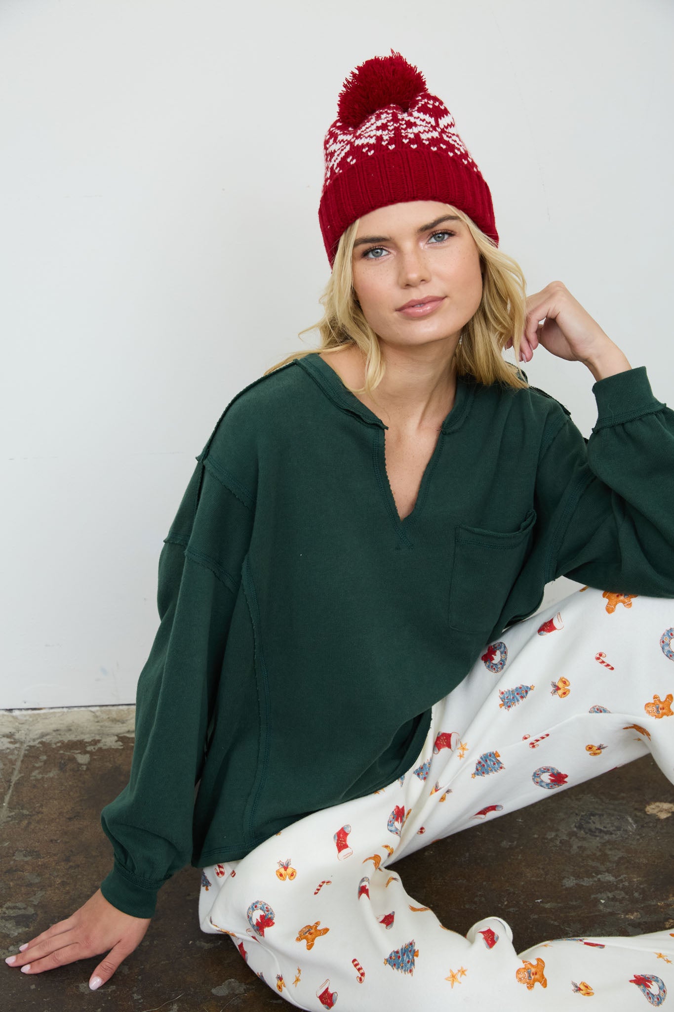 NOTCH NECK RAW TRIM PATCH POCKET KNIT TOP (PRE-ORDER)