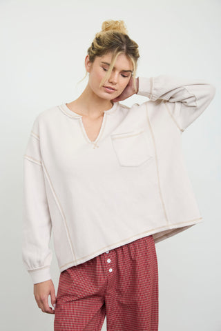 NOTCH NECK RAW TRIM PATCH POCKET KNIT TOP (PRE-ORDER)