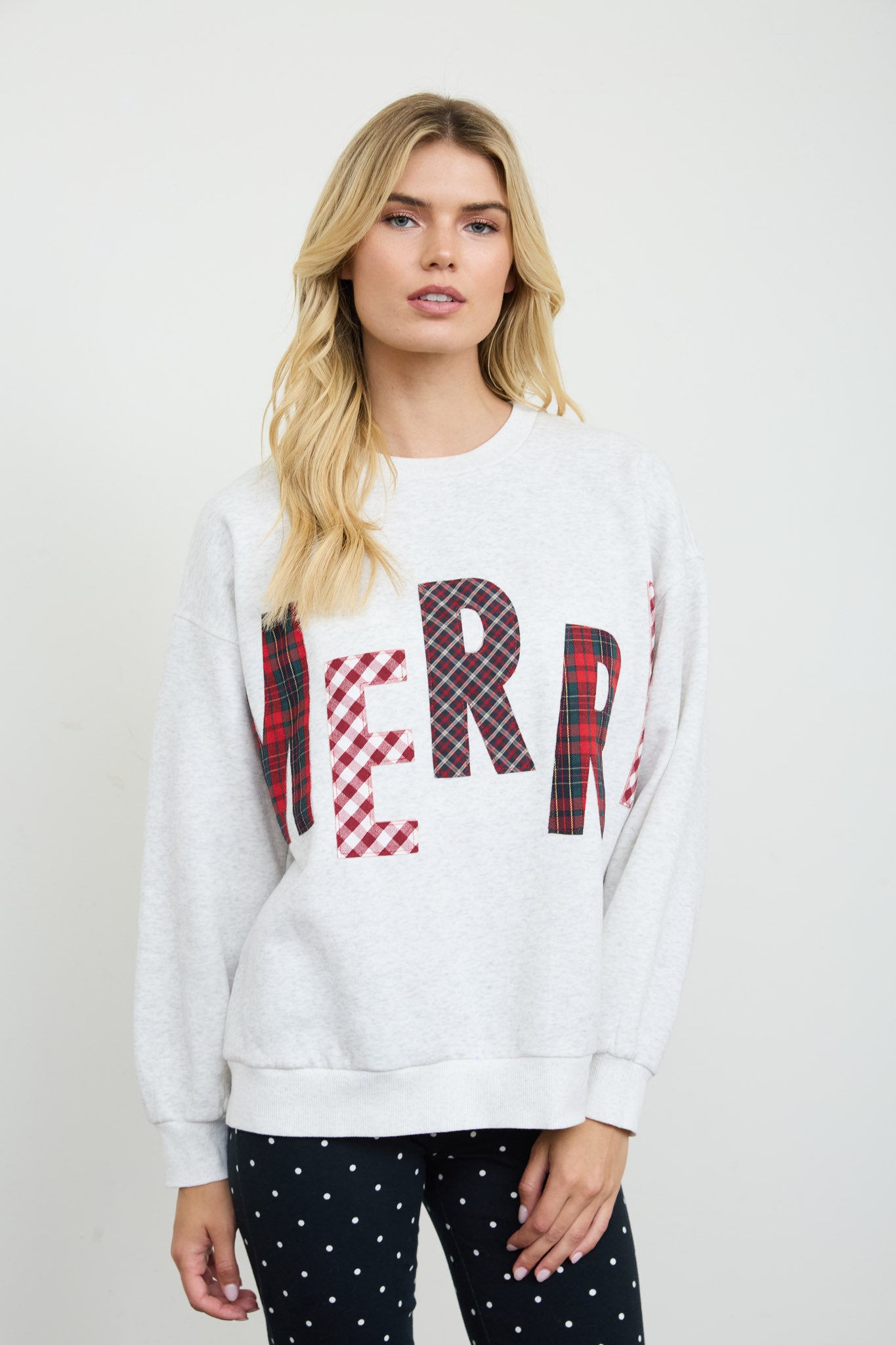MERRY PLAID PATCH LETTER LONG SLEEVE KNIT TOP (PRE-ORDER)