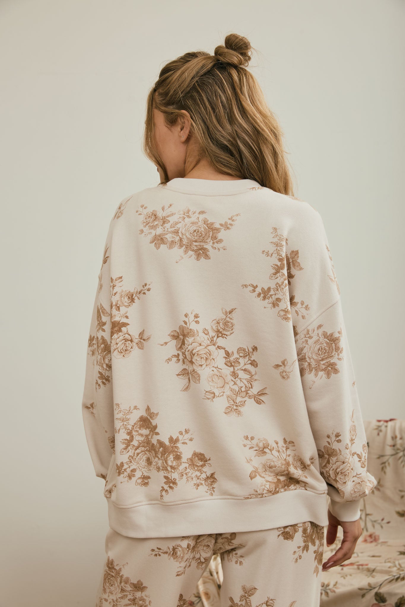 FLORAL TOILE LONG SLEEVE CREW NECK KNIT TOP (PRE-ORDER)