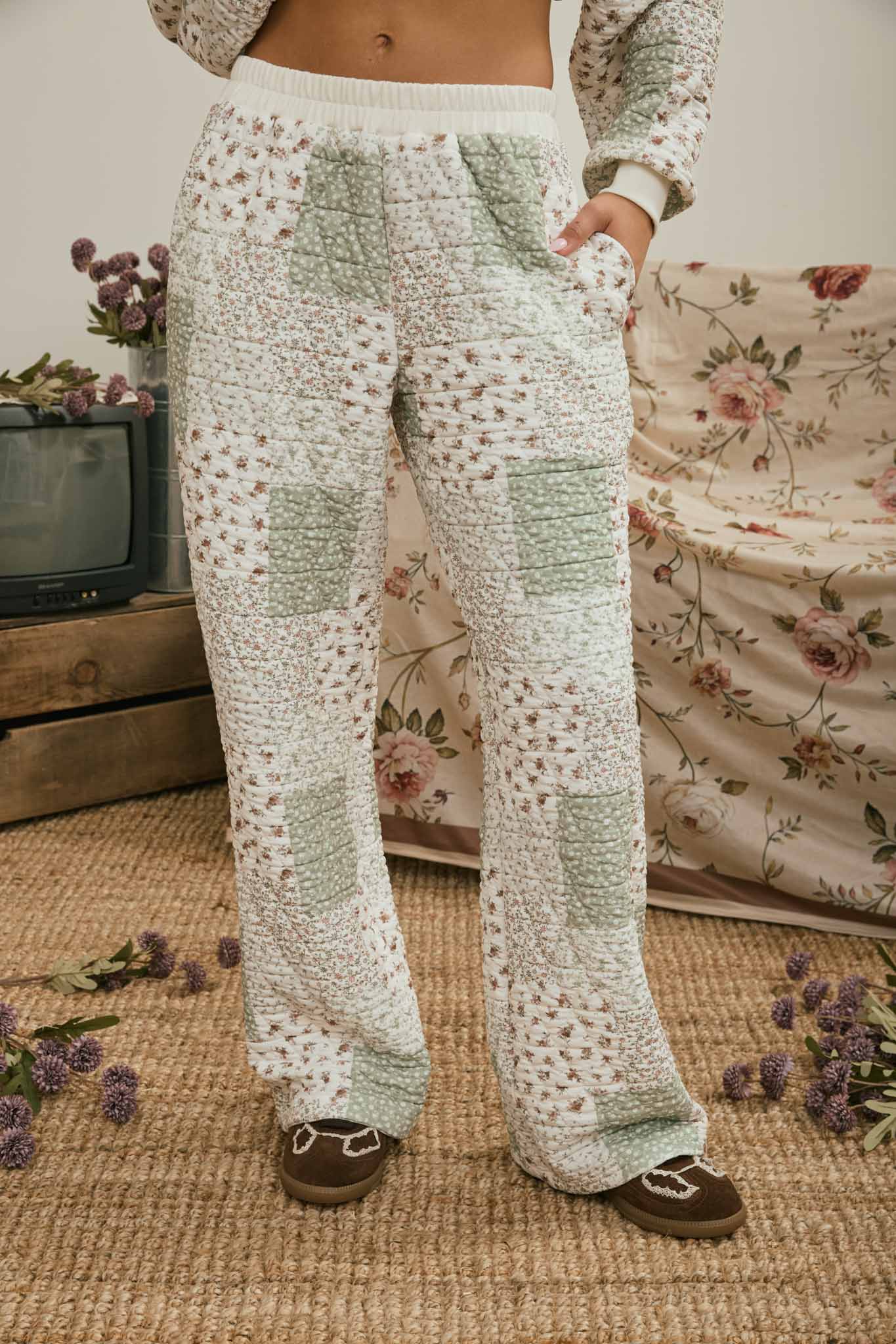 MULTI-FLORAL PATCHWORK QUILTED LOUNGE PANTS (PRE-ORDER)