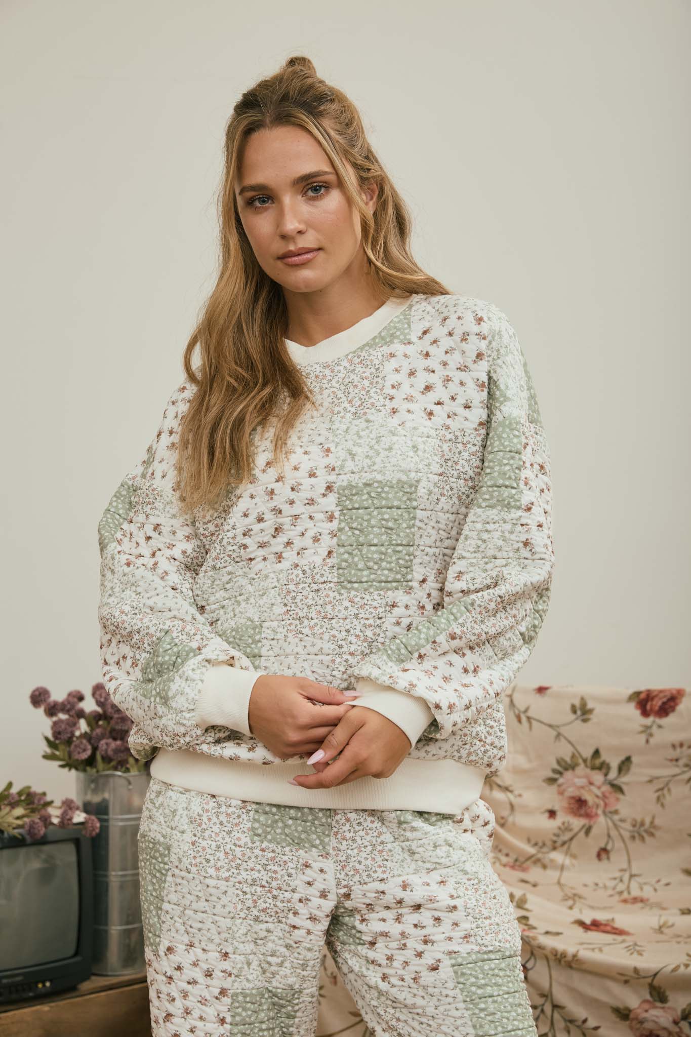 MULTI-FLORAL PATCHWORK LONG SLEEVE KNIT TOP (PRE-ORDER)