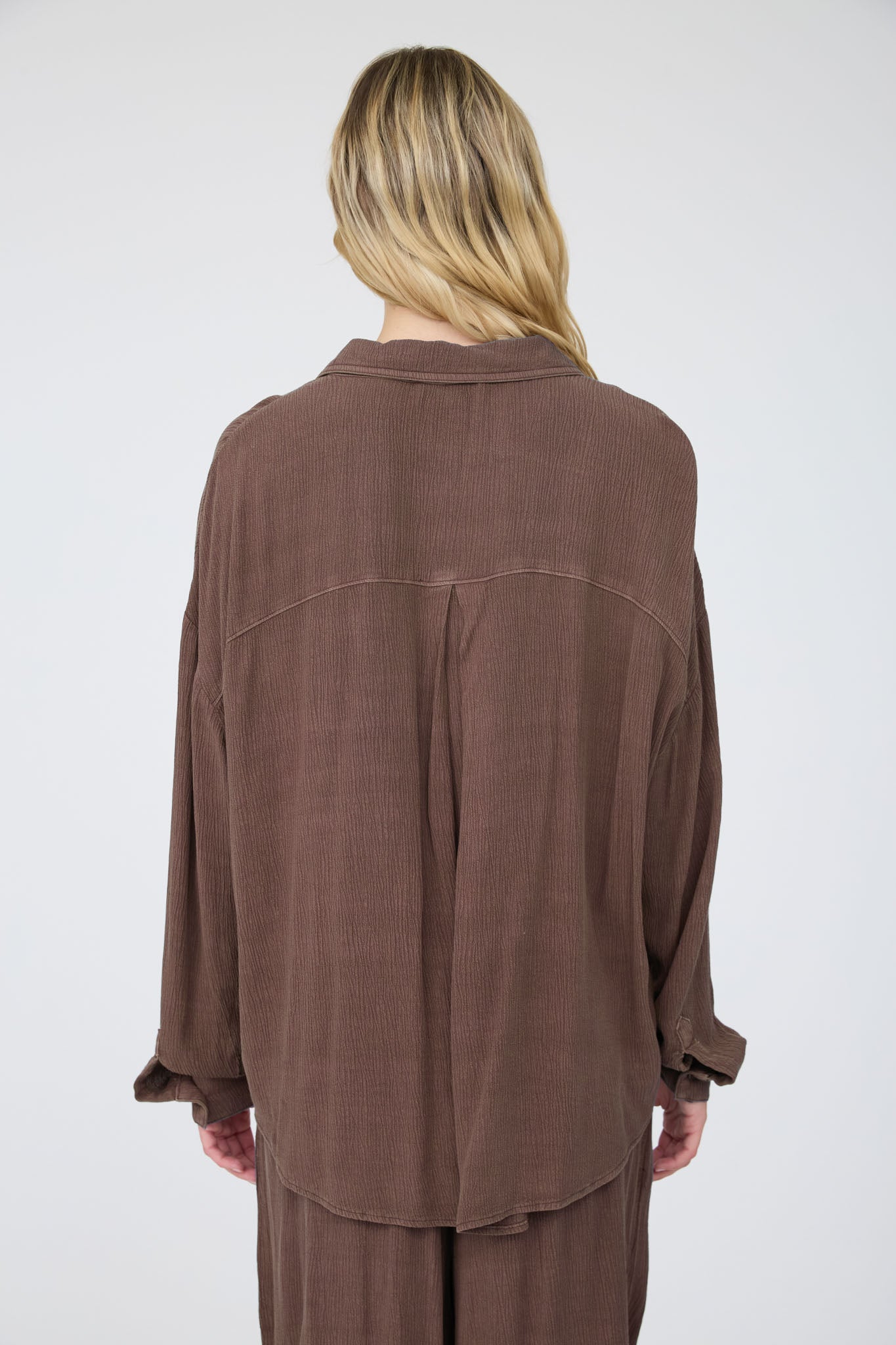 CRINKLE PLISSE COLLARED LONG SLEEVE BUTTON DOWN (PRE-ORDER)