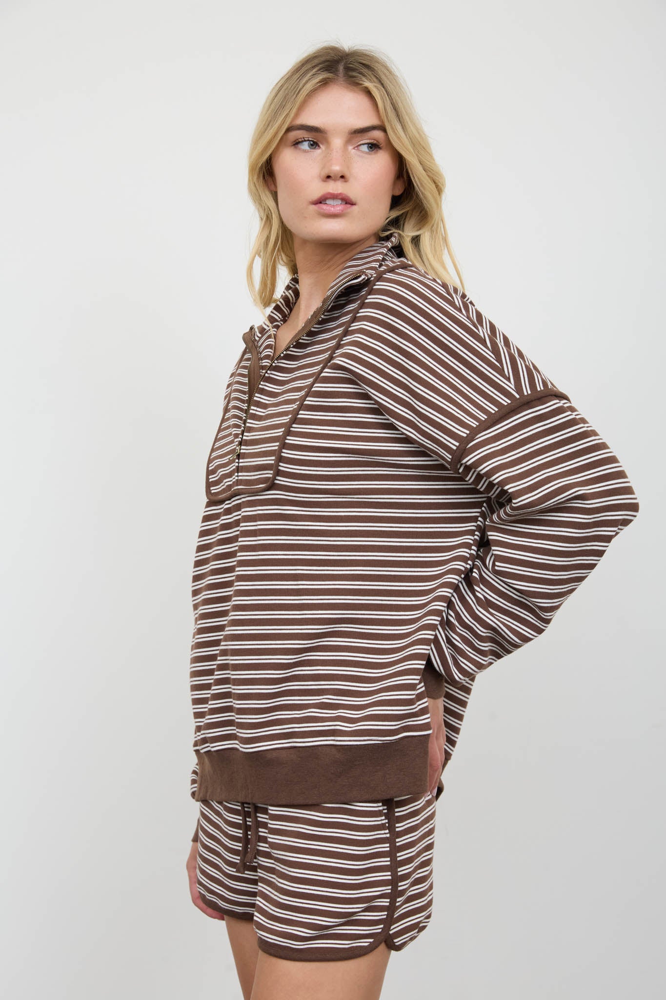 HALF ZIP STRIPE CONTRAST TRIM LONG SLEEVE KNIT TOP (PRE-ORDER)