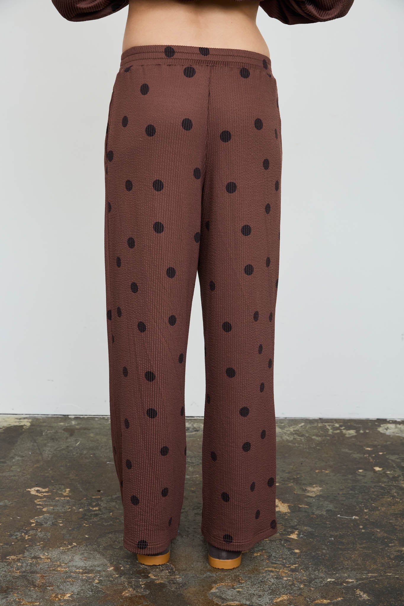 POLKA DOT TEXTURED DRAWSTRING WIDE LEG PANTS