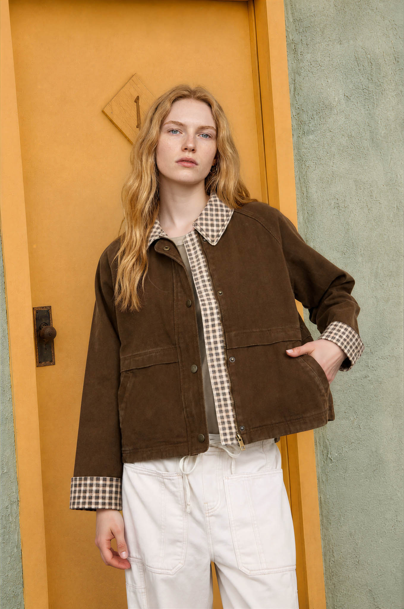 GINGHAM COLLAR CONTRAST SNAP BUTTON JACKET (PRE-ORDER)