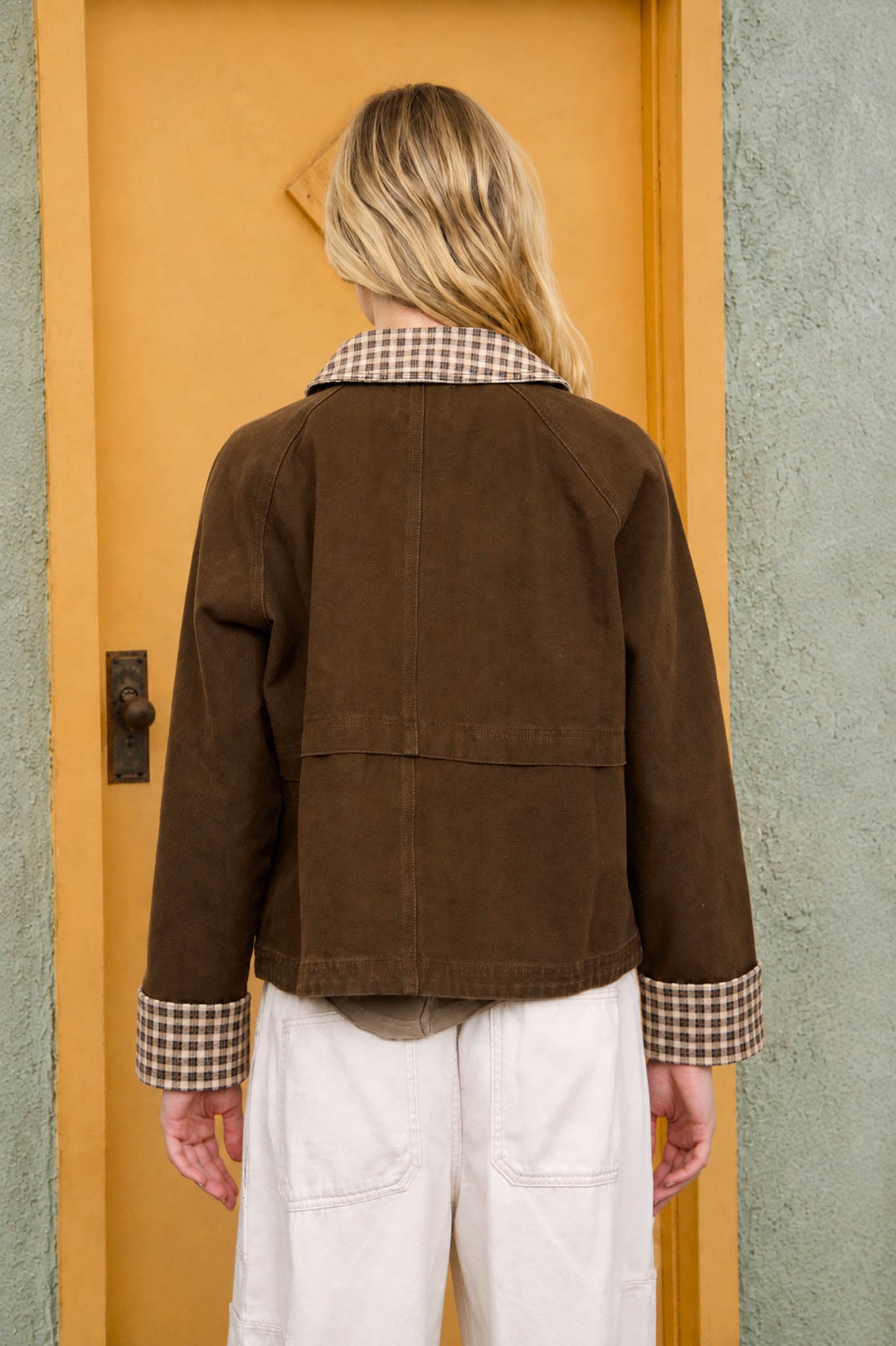 GINGHAM COLLAR CONTRAST SNAP BUTTON JACKET (PRE-ORDER)