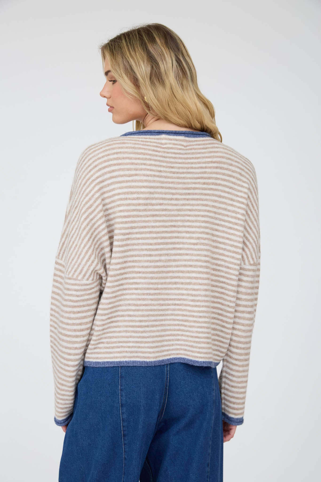 STRIPE RAW EDGE BUTTON DOWN LONG SLEEVE CARDIGAN (PRE-ORDER)