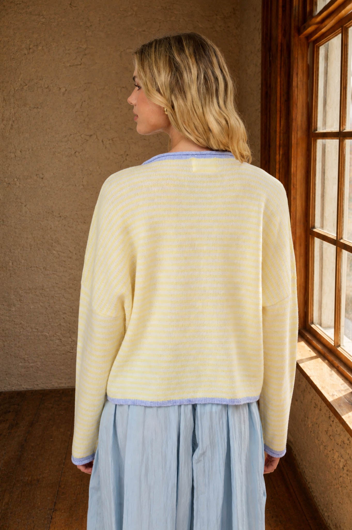 STRIPE RAW EDGE BUTTON DOWN LONG SLEEVE CARDIGAN (PRE-ORDER)