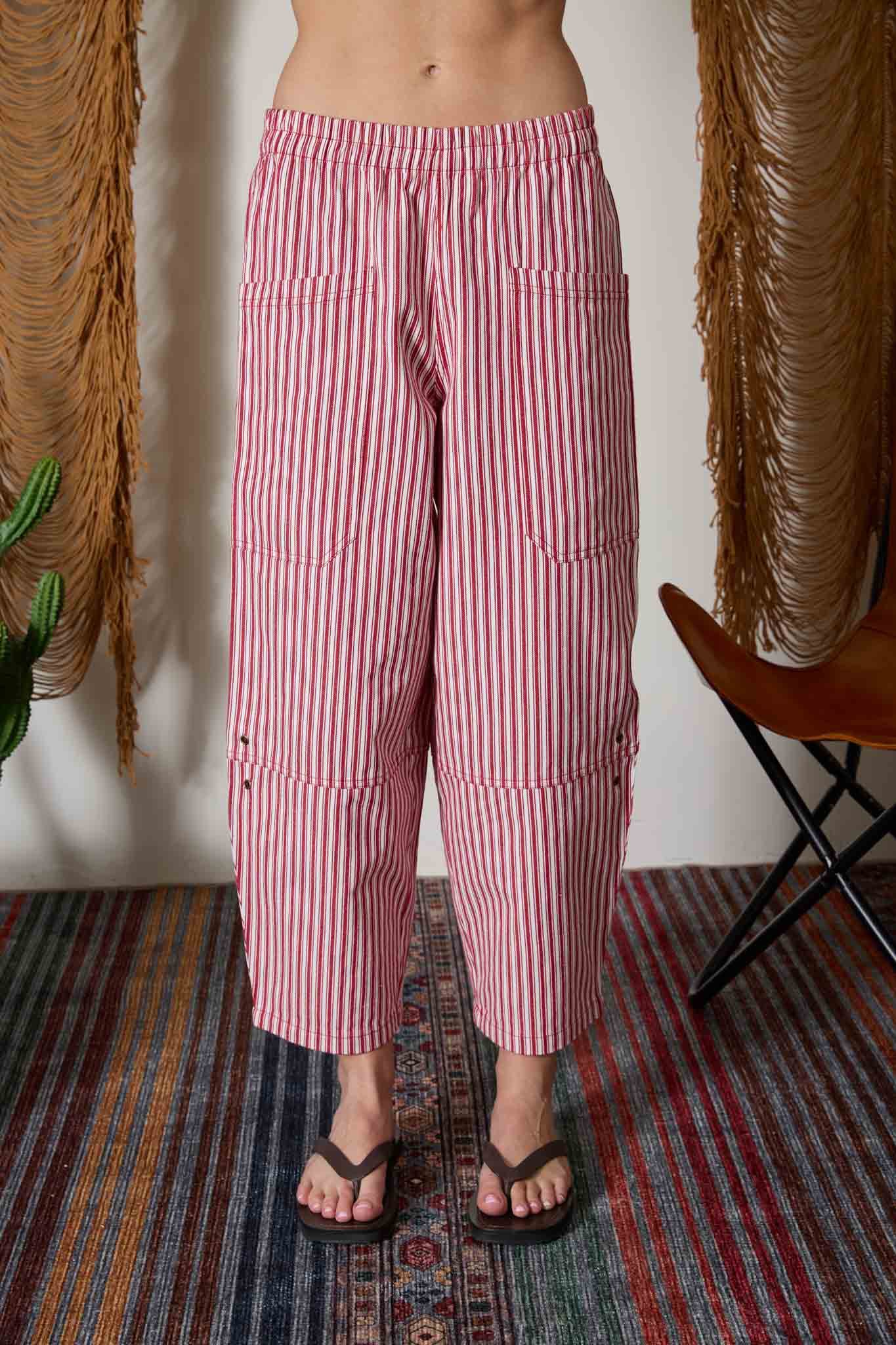 STRIPE POCKET DETAIL WIDE LEG PANTS