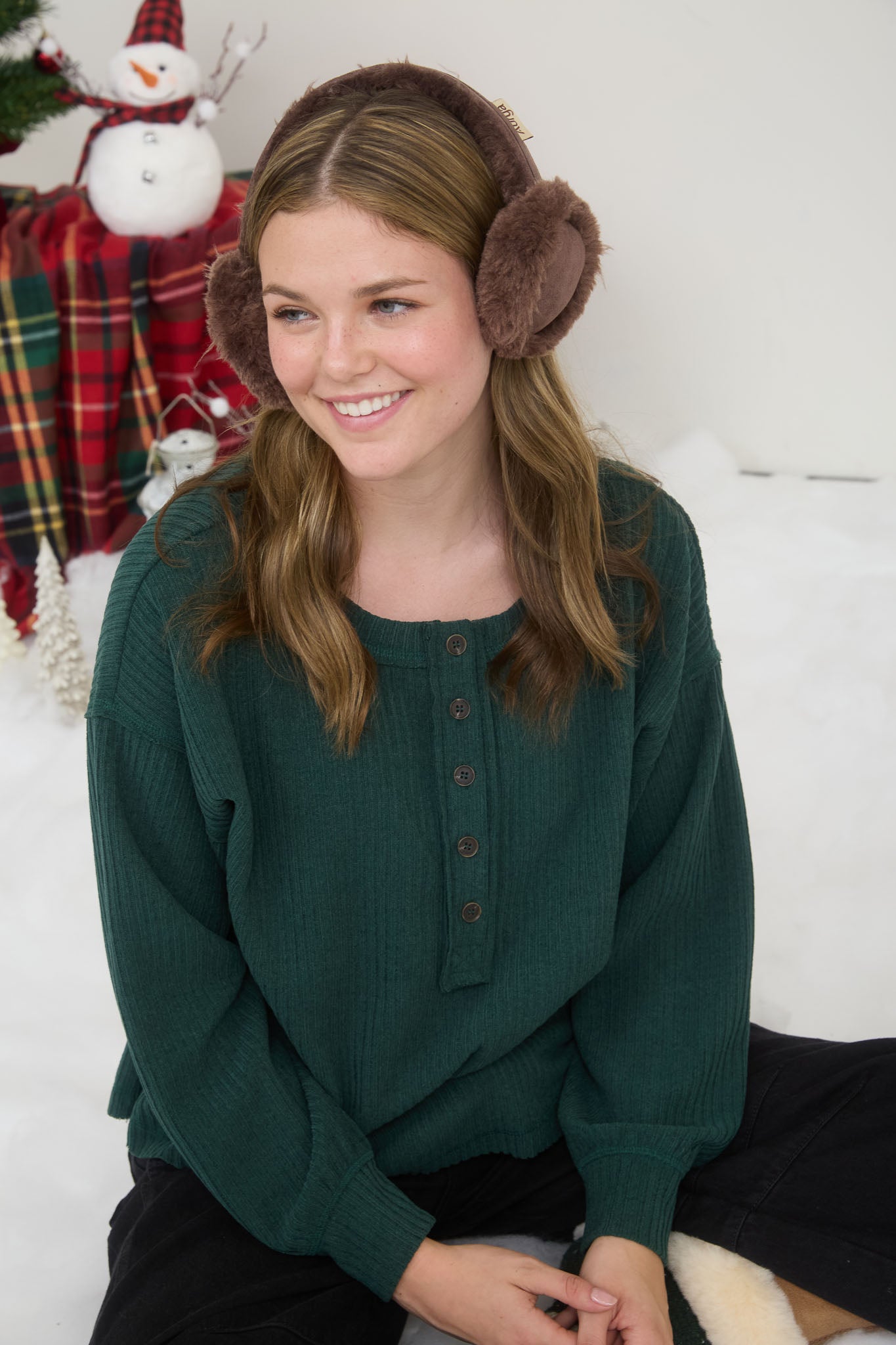 RIBBED HENLEY LONG SLEEVE EXPOSED SEAM KNIT TOP