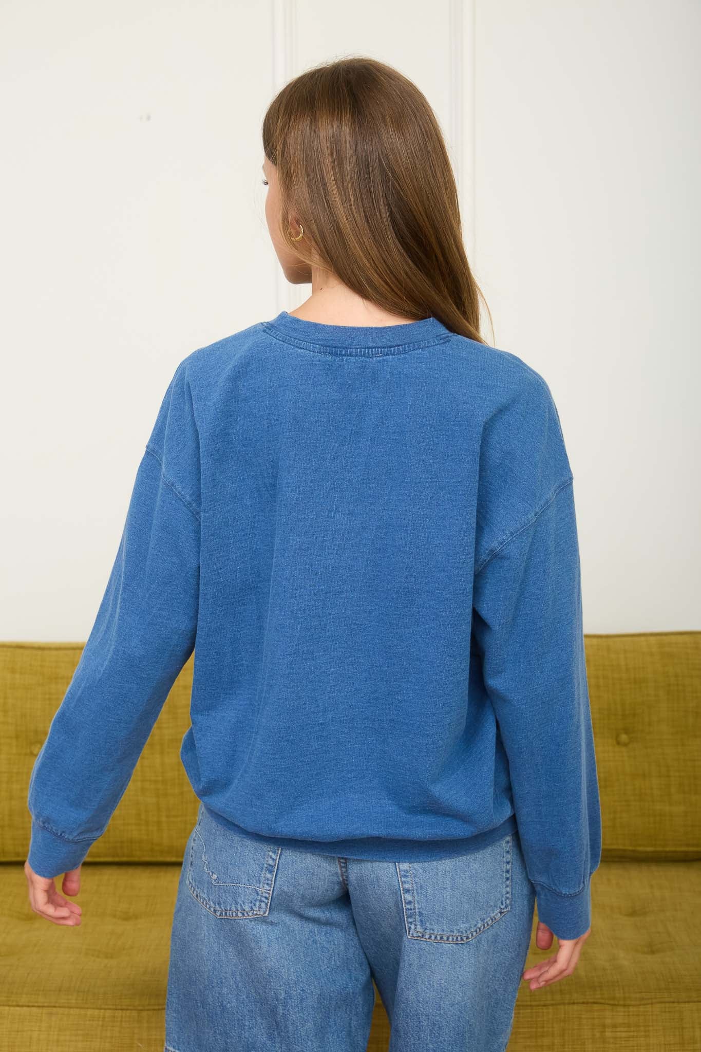 MOM CLUB CREWNECK KNIT TOP