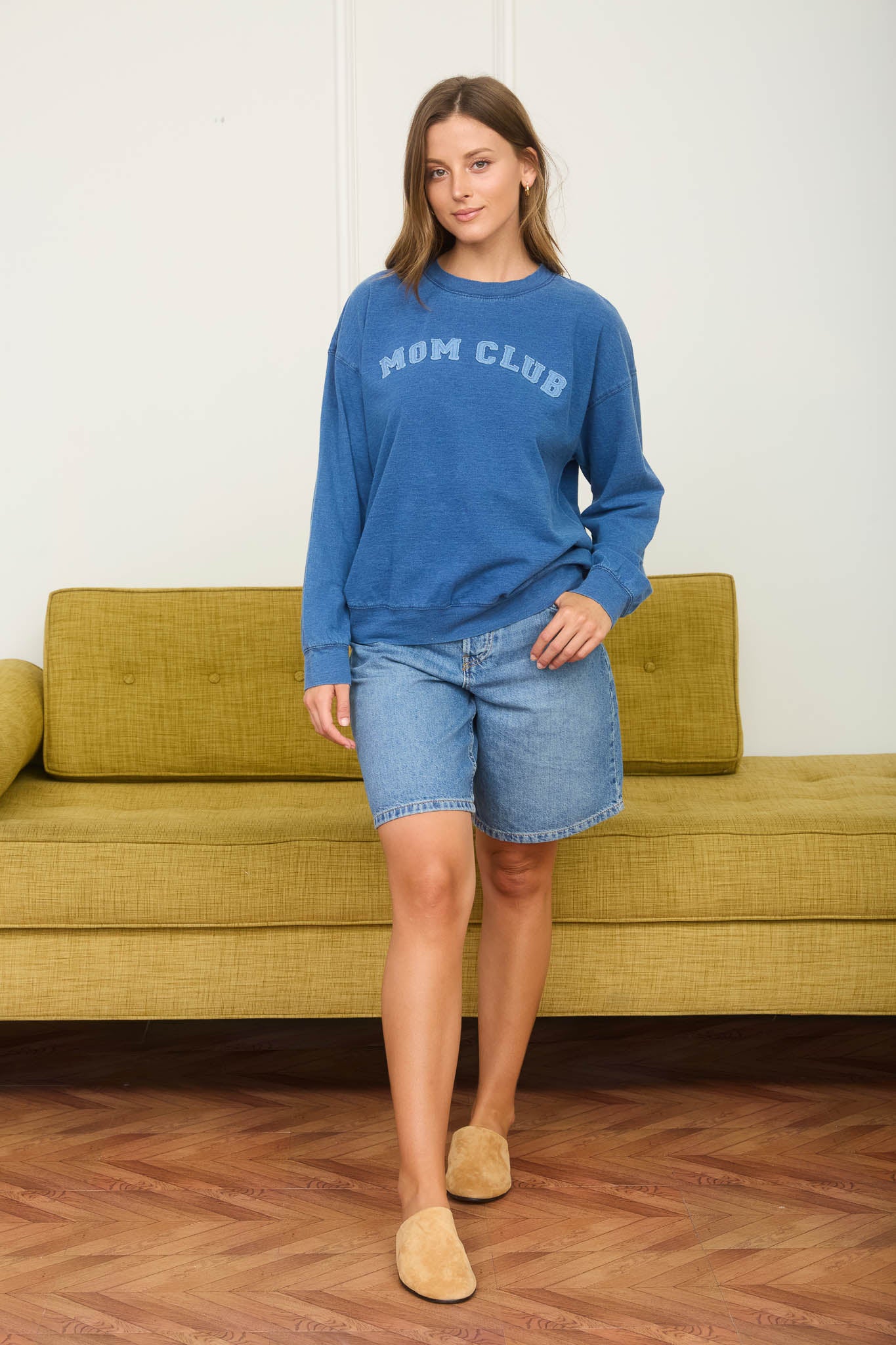 MOM CLUB CREWNECK KNIT TOP