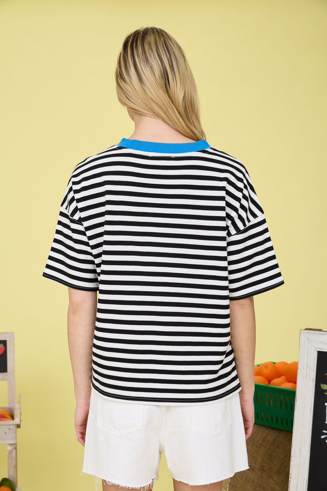 STRIPE COLORBLOCK DETAIL SHORT SLEEVE KNIT T-SHIRT (PRE-ORDER)