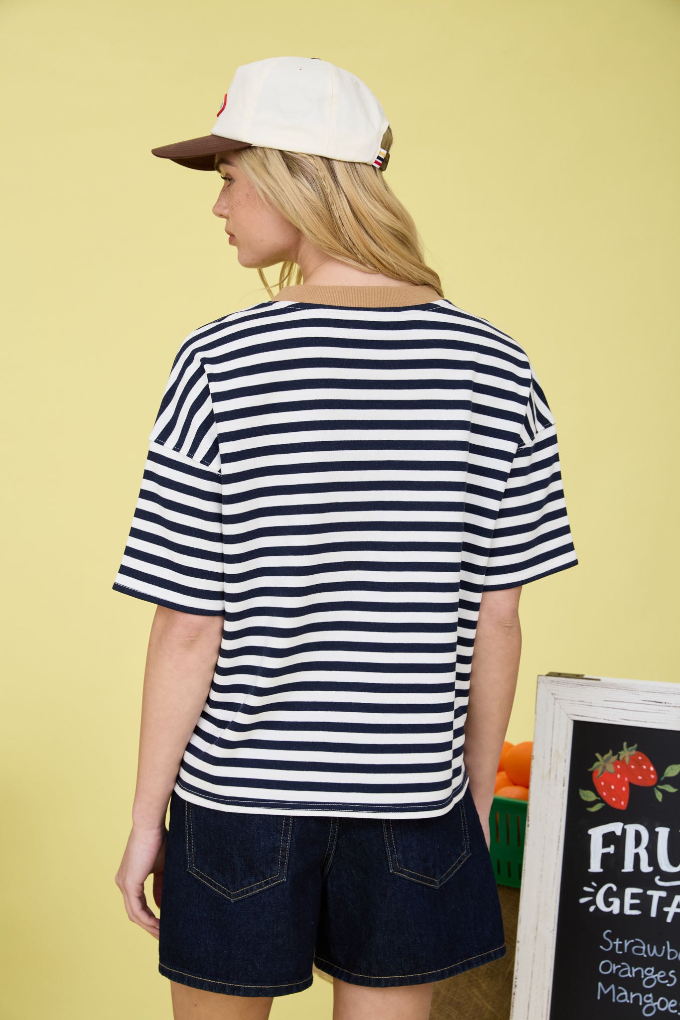 STRIPE COLORBLOCK DETAIL SHORT SLEEVE KNIT T-SHIRT (PRE-ORDER)