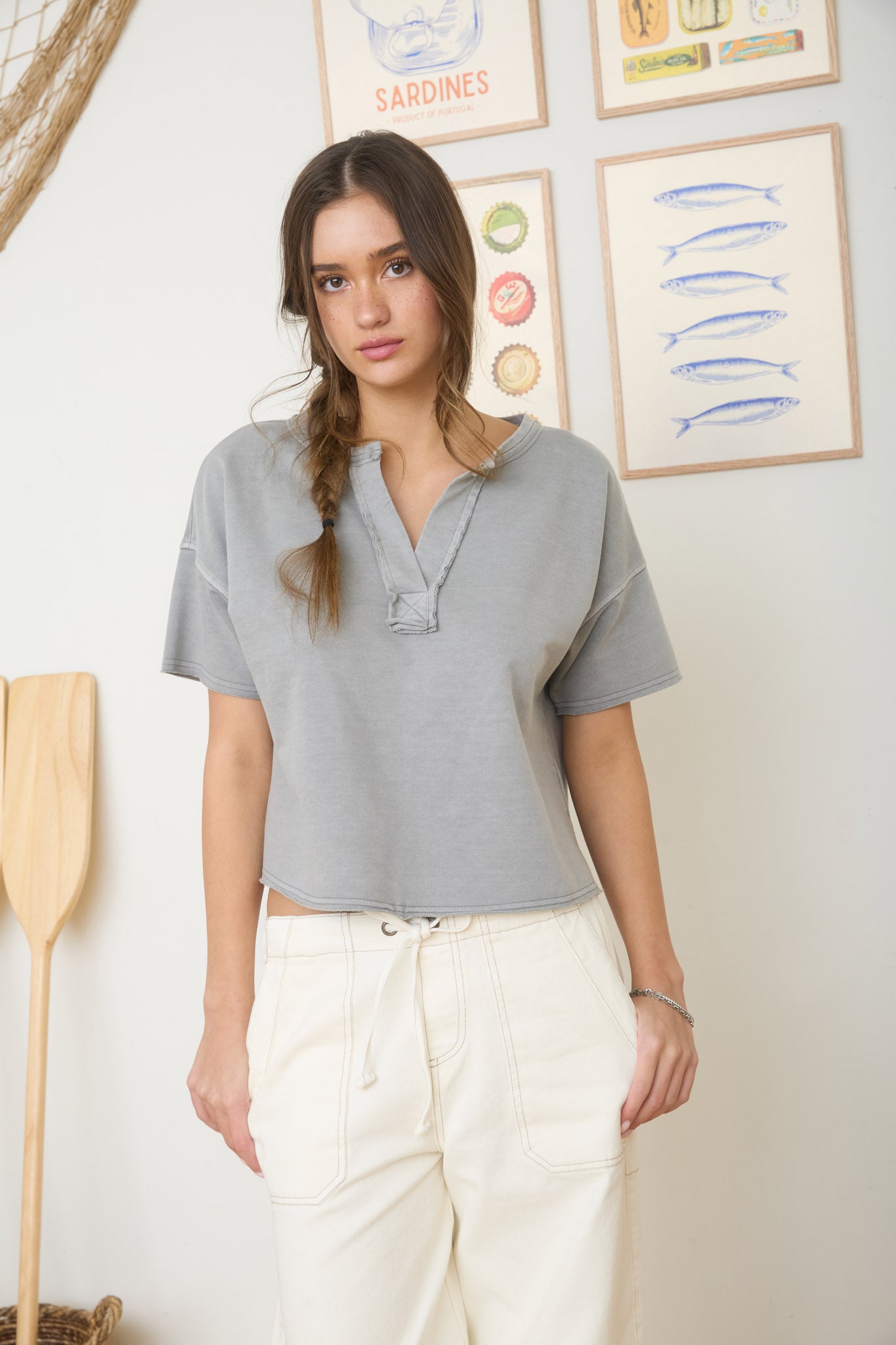 WASHED SPLIT NECK RAW EDGE SHORT SLEEVE KNIT TOP