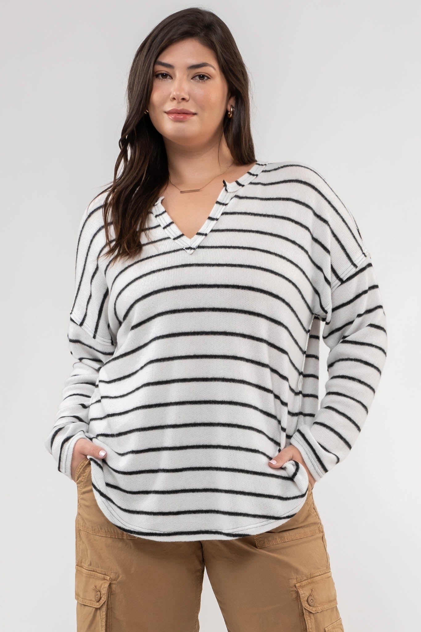 PLUS STRIPED RAW EDGE KNIT TOP