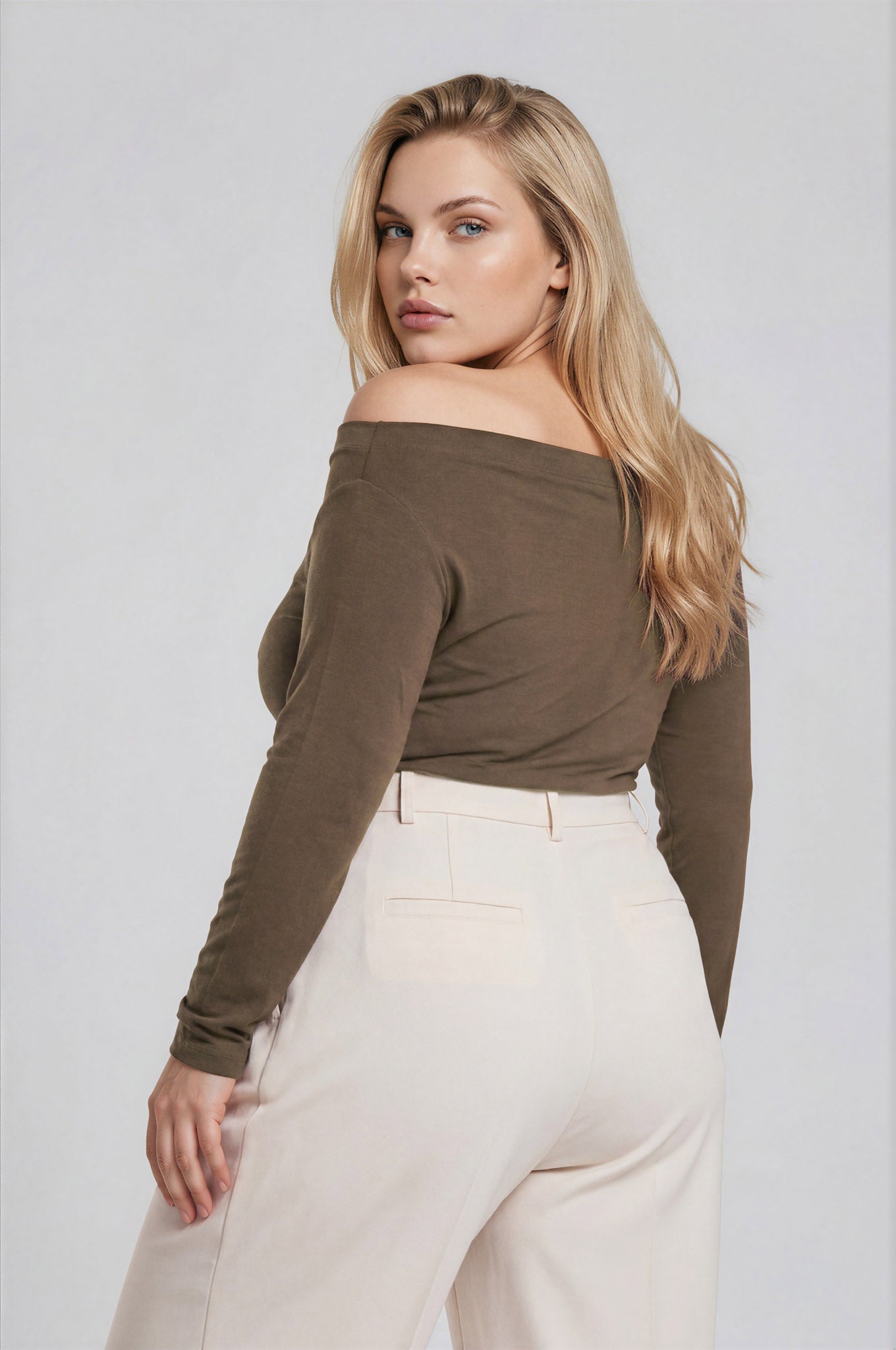 PLUS BOAT NECK PINTUCK DETAIL LONG SLEEVE KNIT TOP