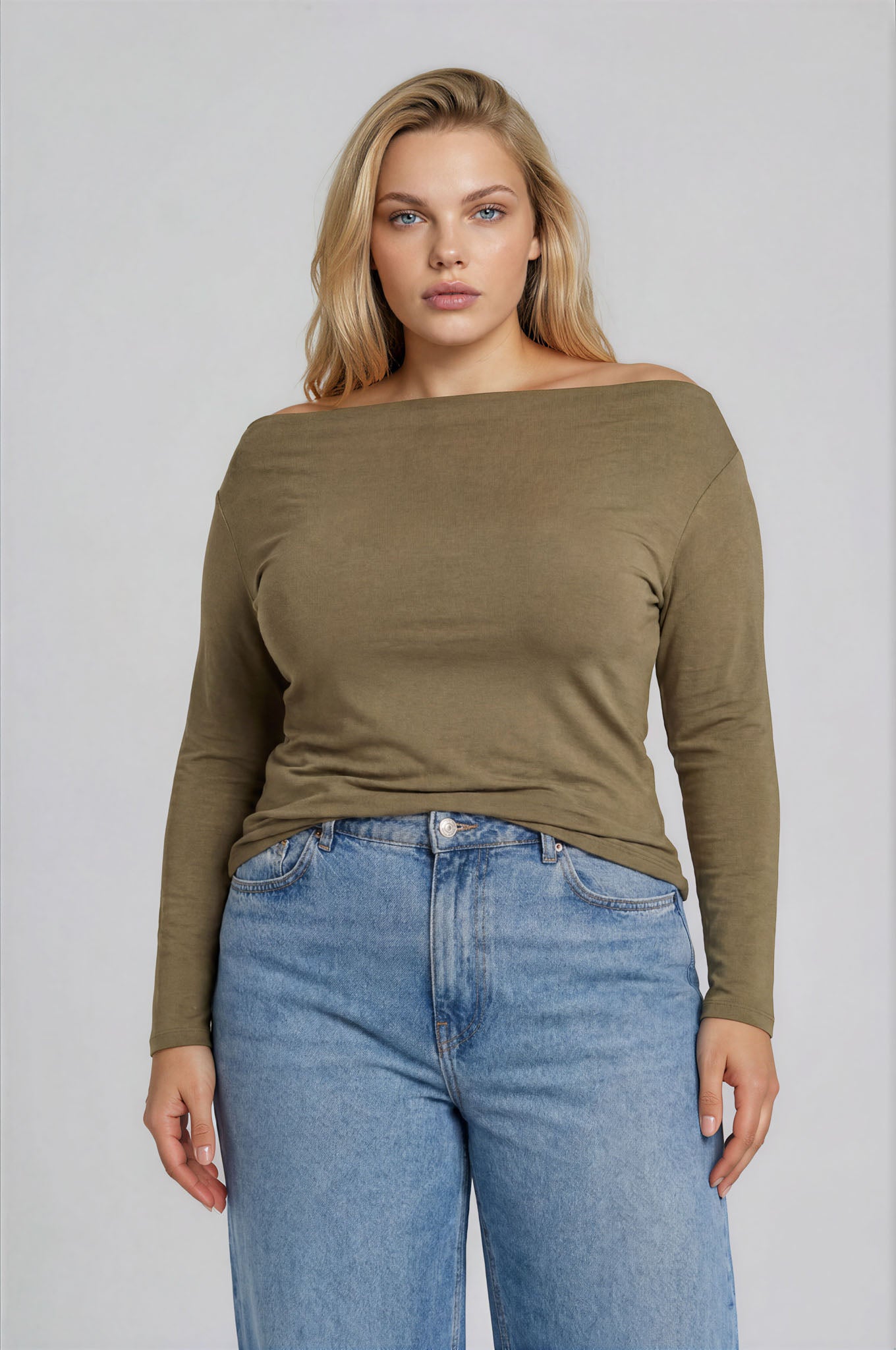 PLUS BOAT NECK PINTUCK DETAIL LONG SLEEVE KNIT TOP