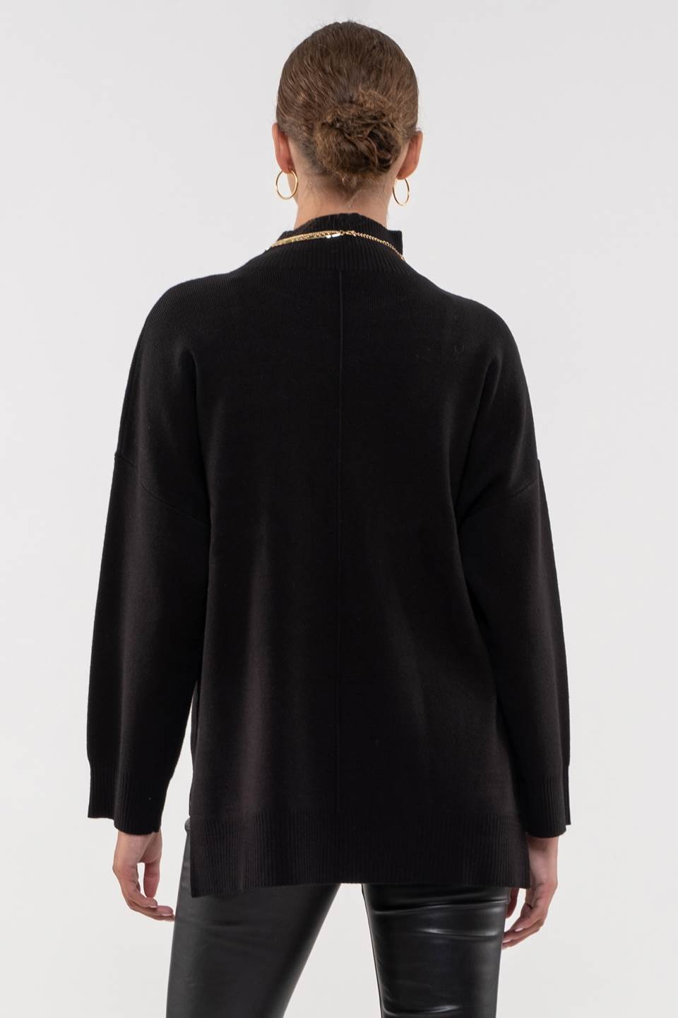 SOLID MOCK NECK SEAM FRONT KNIT SWEATER
