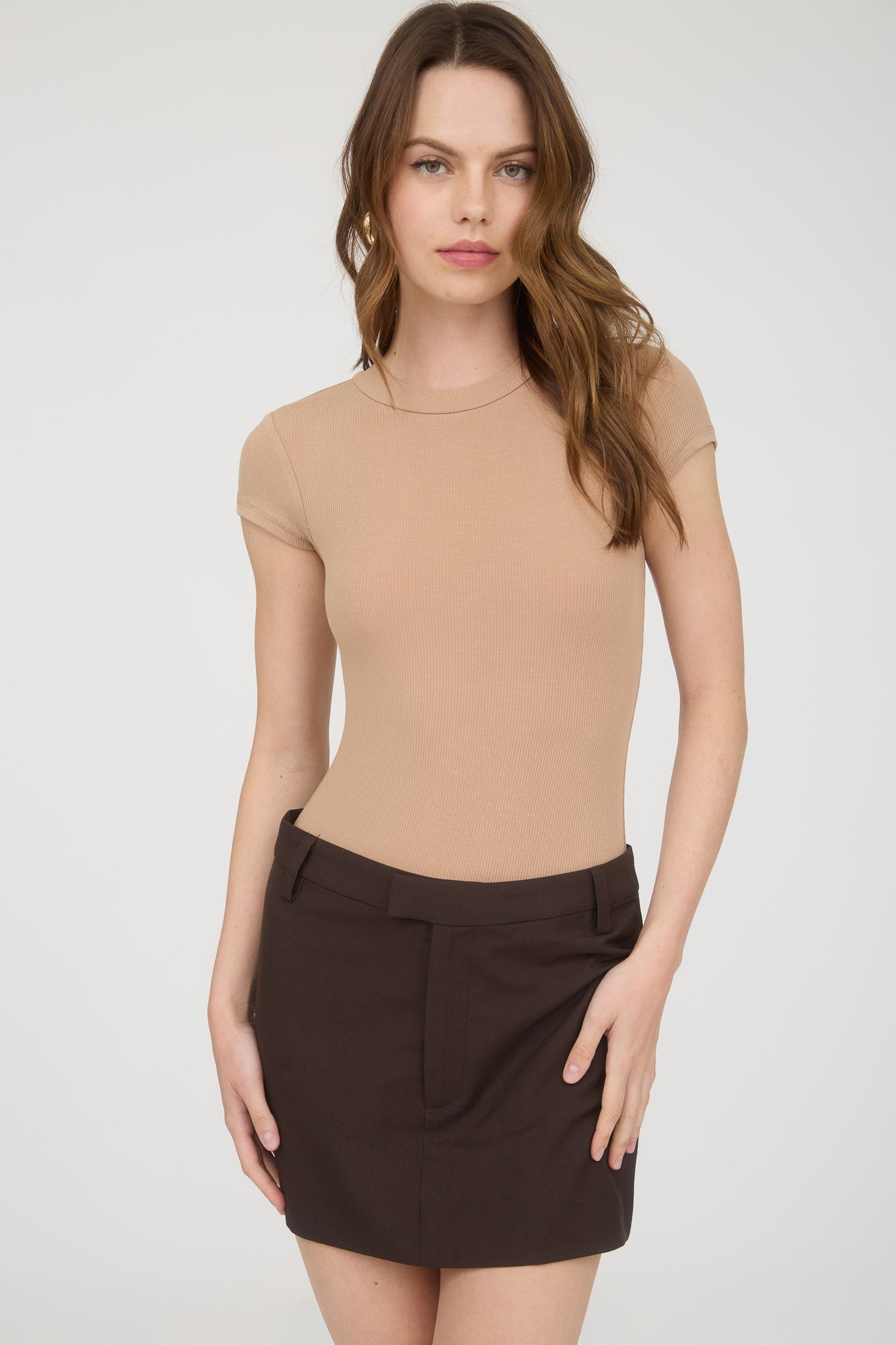 ROUND NECK SHORT SLEEVE KNIT BODYSUIT