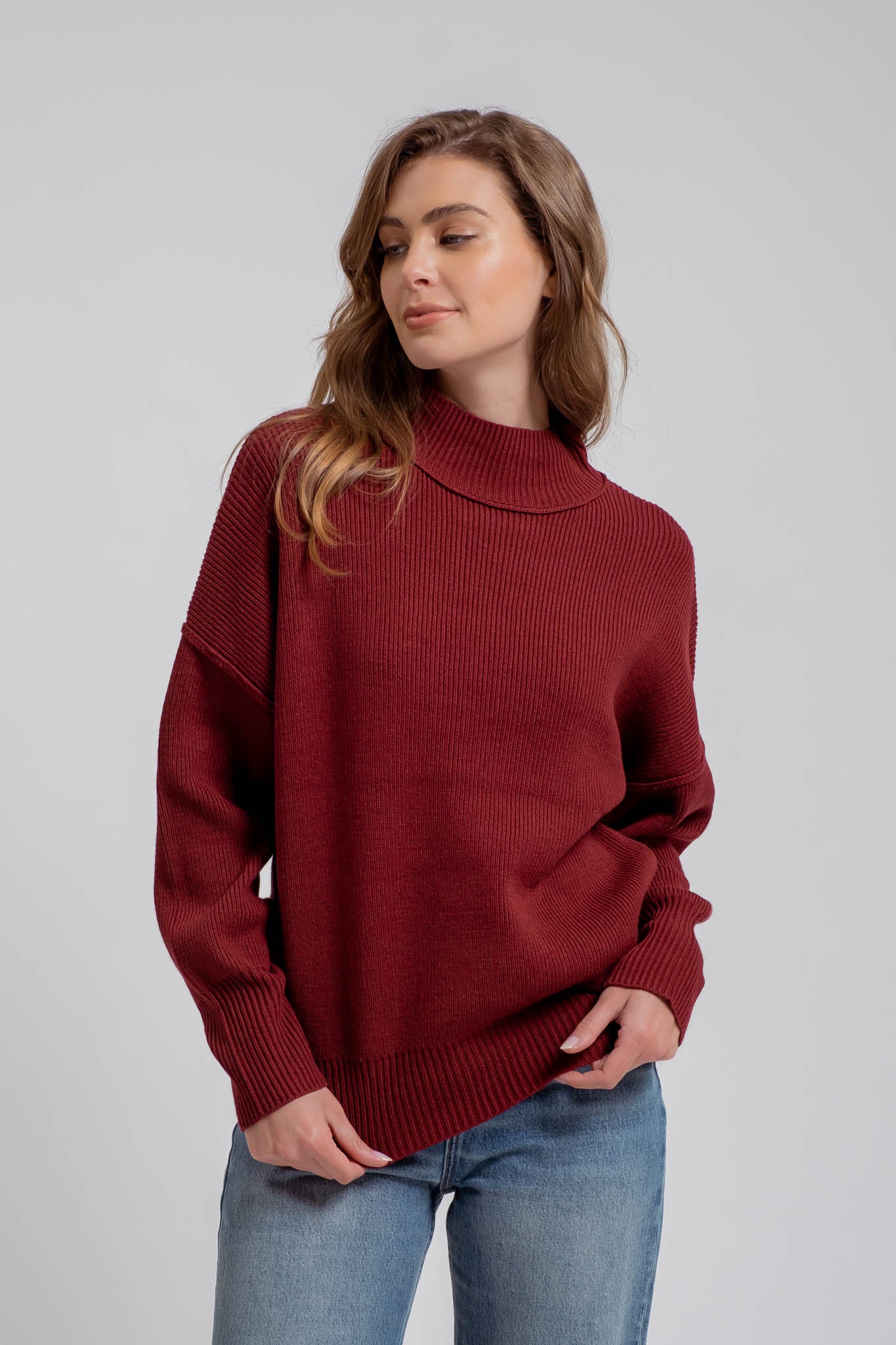 MOCK NECK RIBBED SWEATER