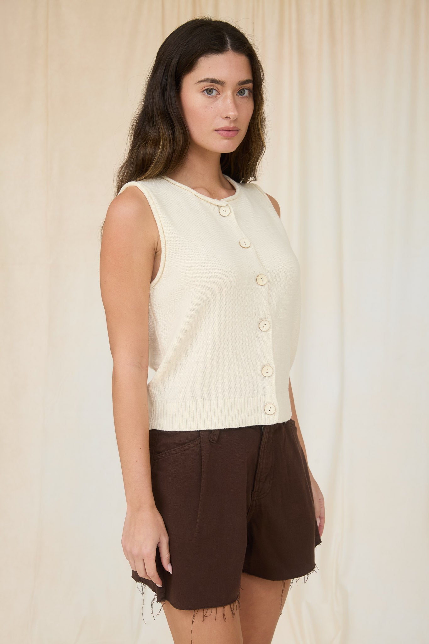 RAW EDGE BUTTON DOWN KNIT CARDIGAN VEST TOP