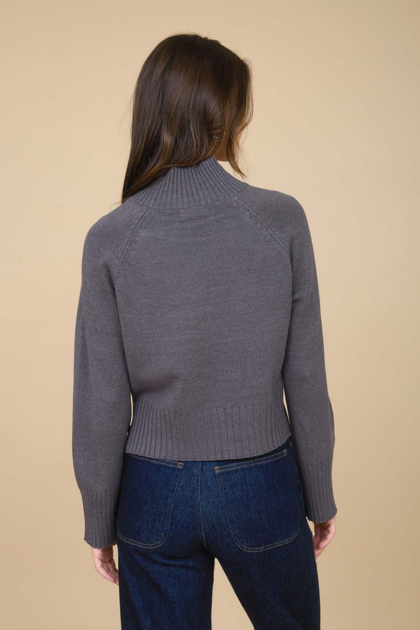 MOCK NECK LONG SLEEVE KNIT CROPPED PULLOVER