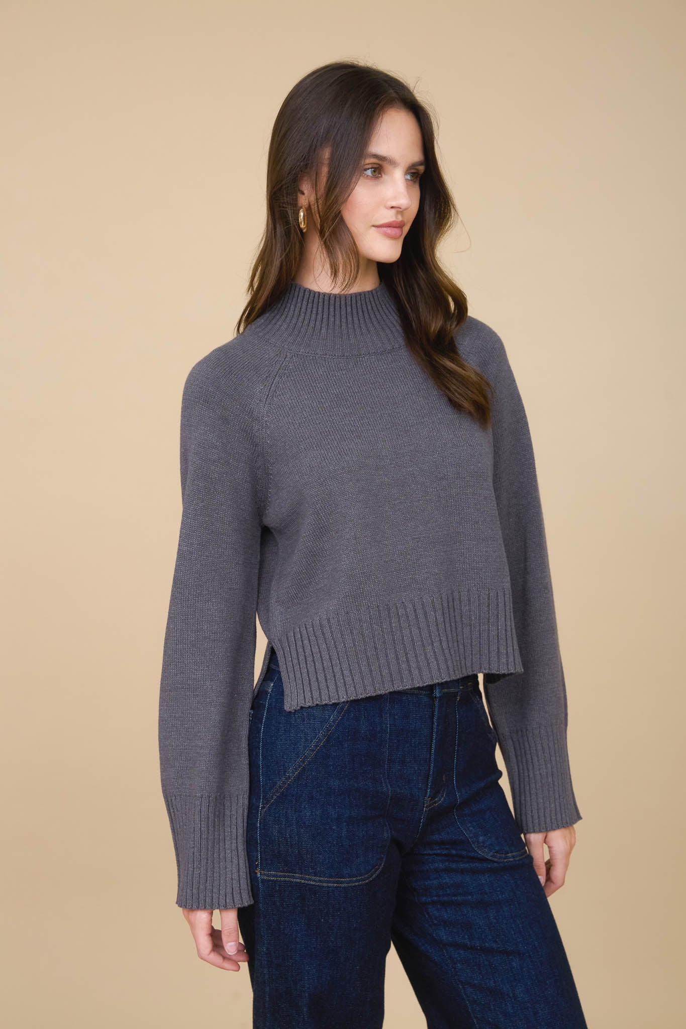 MOCK NECK LONG SLEEVE KNIT CROPPED PULLOVER