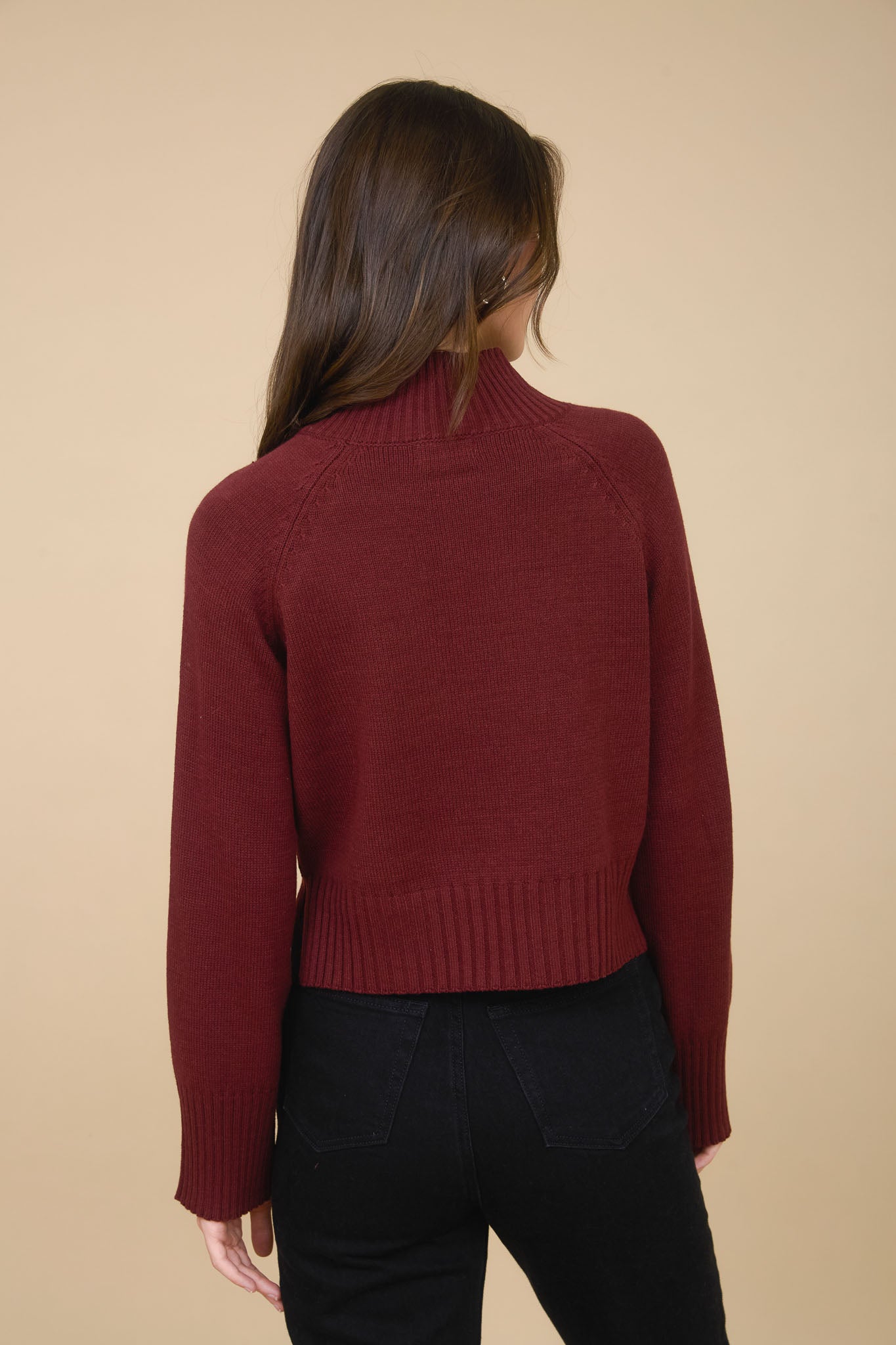 MOCK NECK LONG SLEEVE KNIT CROPPED PULLOVER