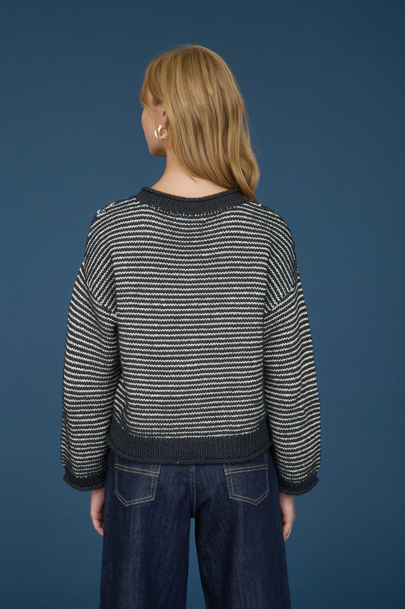 STRIPE RAW EDGE DETAIL LONG SLEEVE KNIT SWEATER
