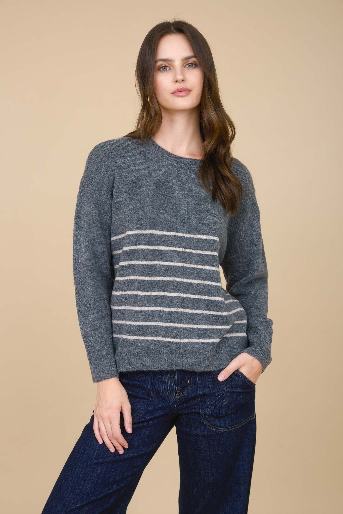 STRIPE FRONT SEAM DETAIL LONG SLEEVE SWEATER