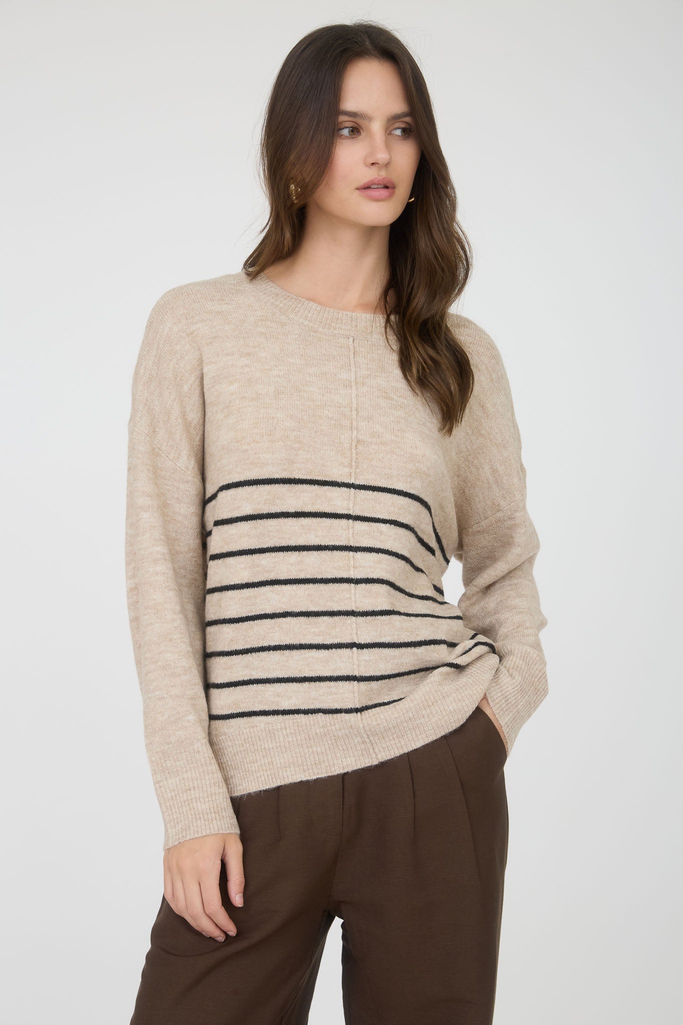 STRIPE FRONT SEAM DETAIL LONG SLEEVE SWEATER