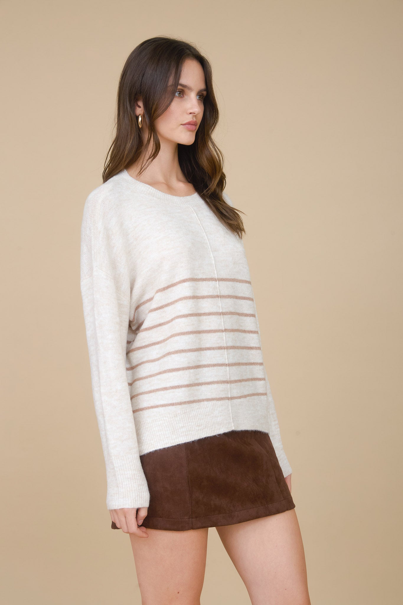 STRIPE FRONT SEAM DETAIL LONG SLEEVE SWEATER