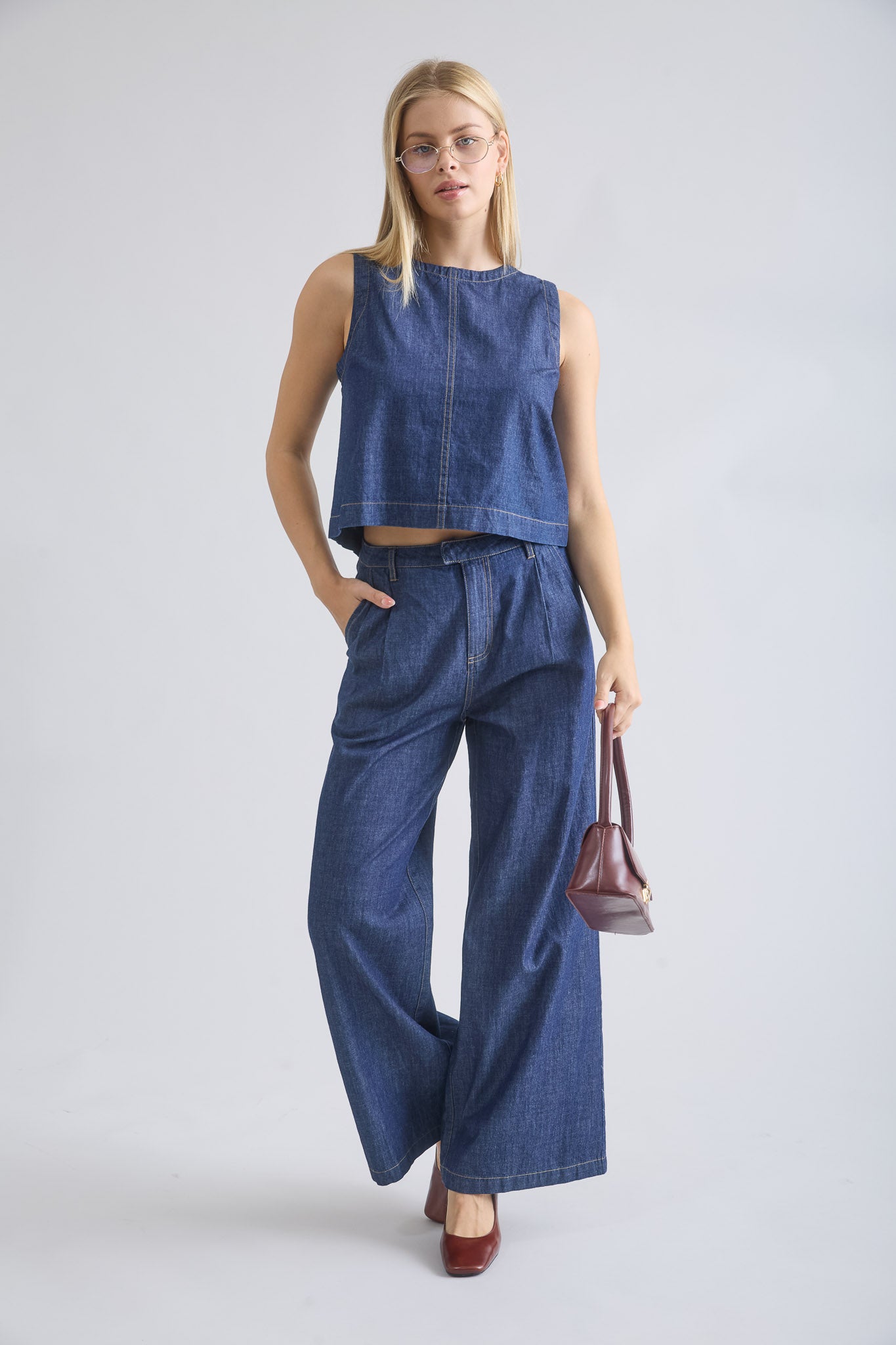HIGH WAIST PLEATED WIDE LEG DENIM PANTS