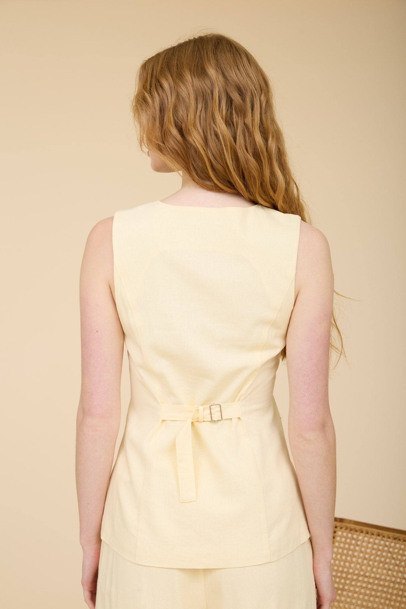 LONGLINE V NECK SLEEVELESS LINEN VEST TOP