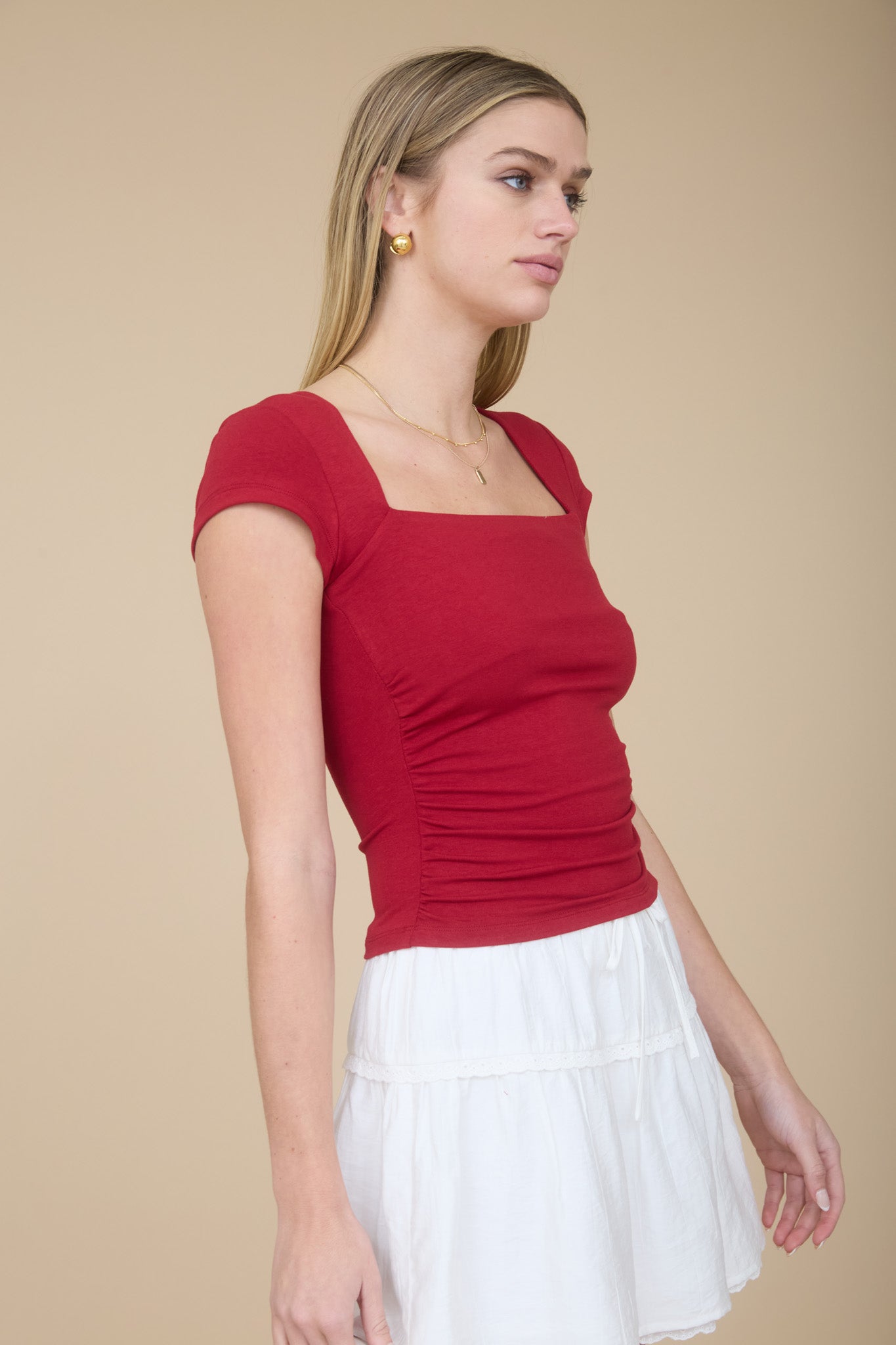 SHORT SLEEVE SQUARE NECKLINE KNIT TOP