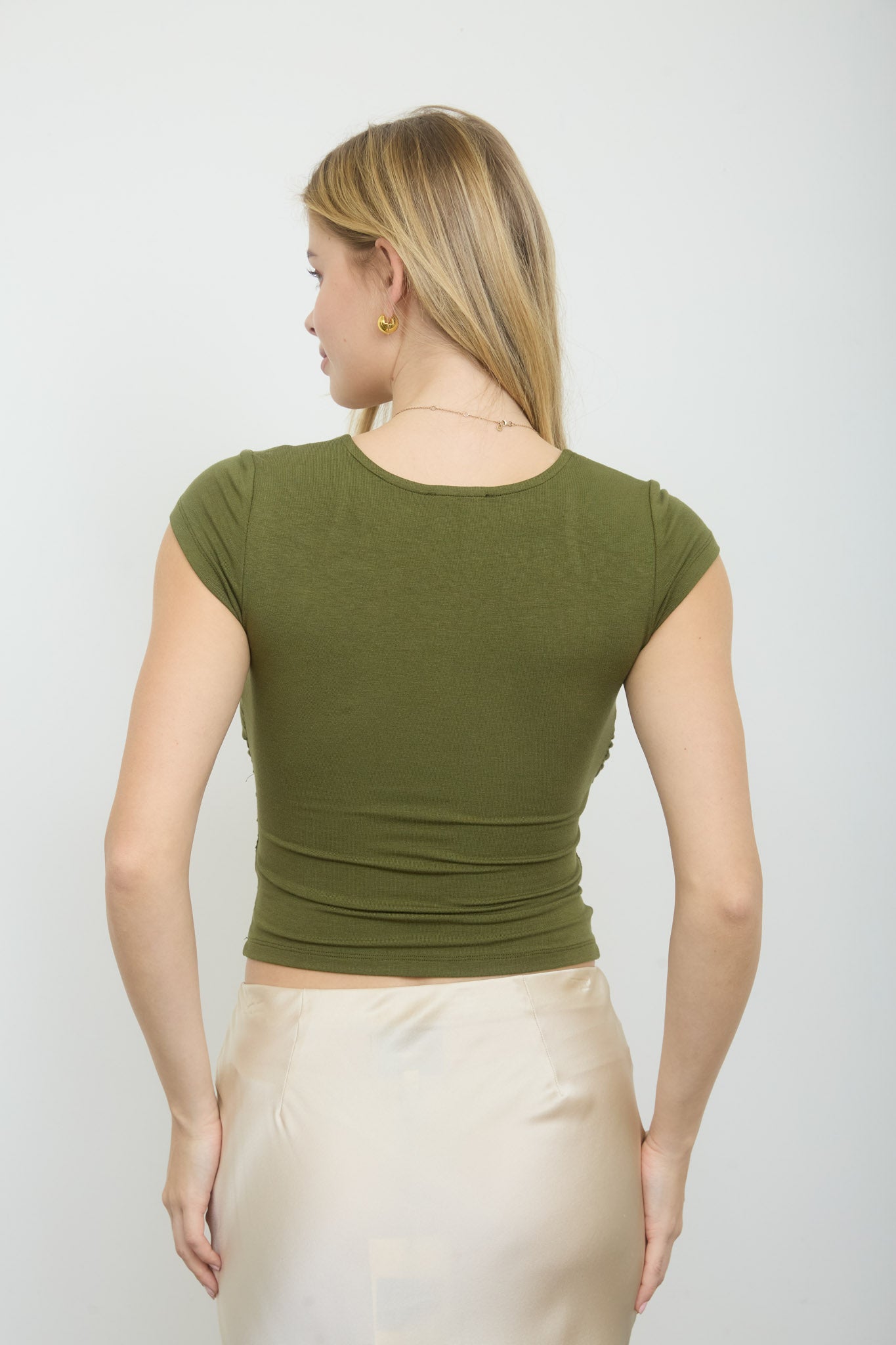 SHORT SLEEVE SQUARE NECKLINE KNIT TOP