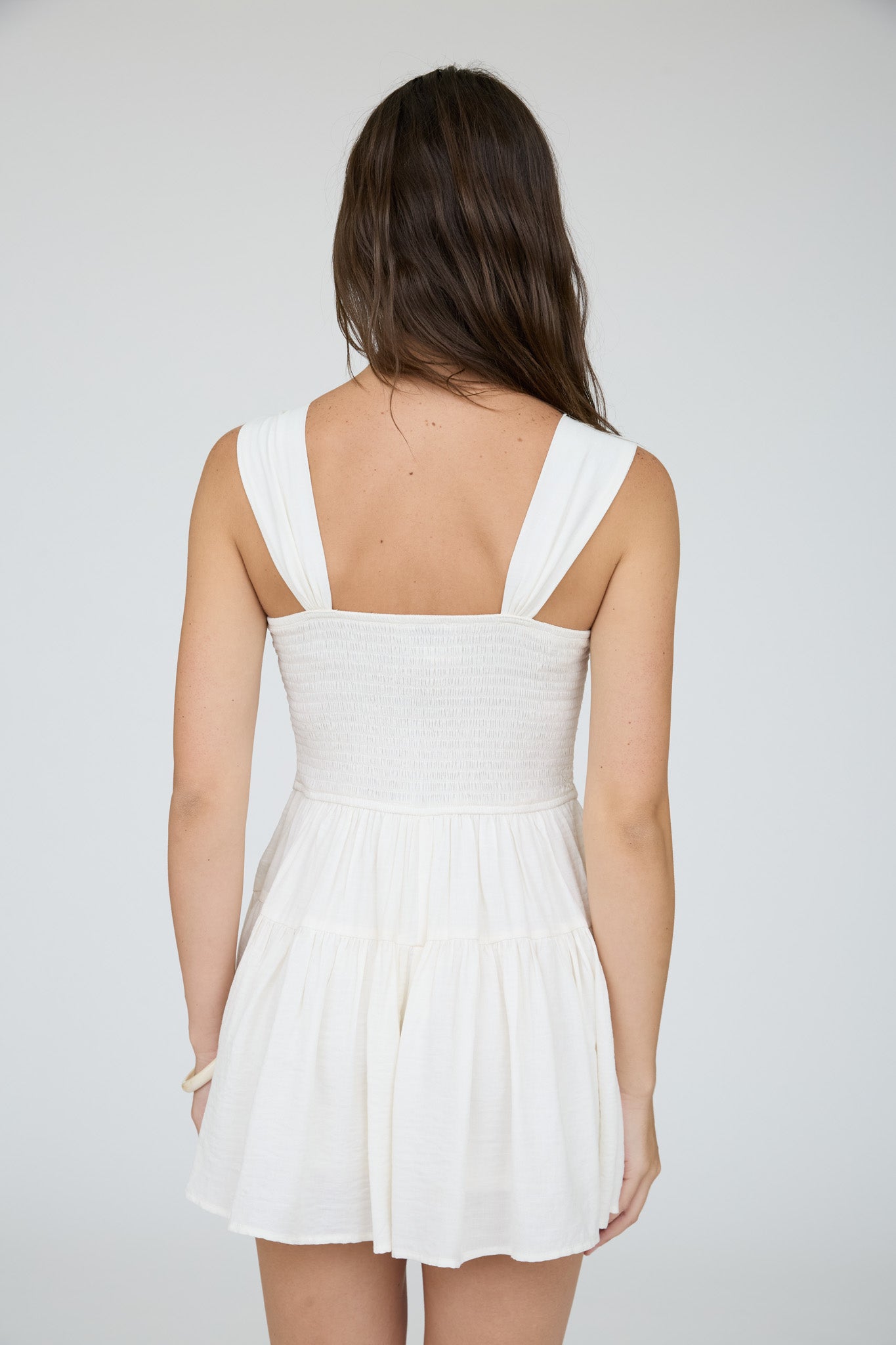 BUTTON DOWN SLEEVELESS ROMPER (PRE-ORDER)