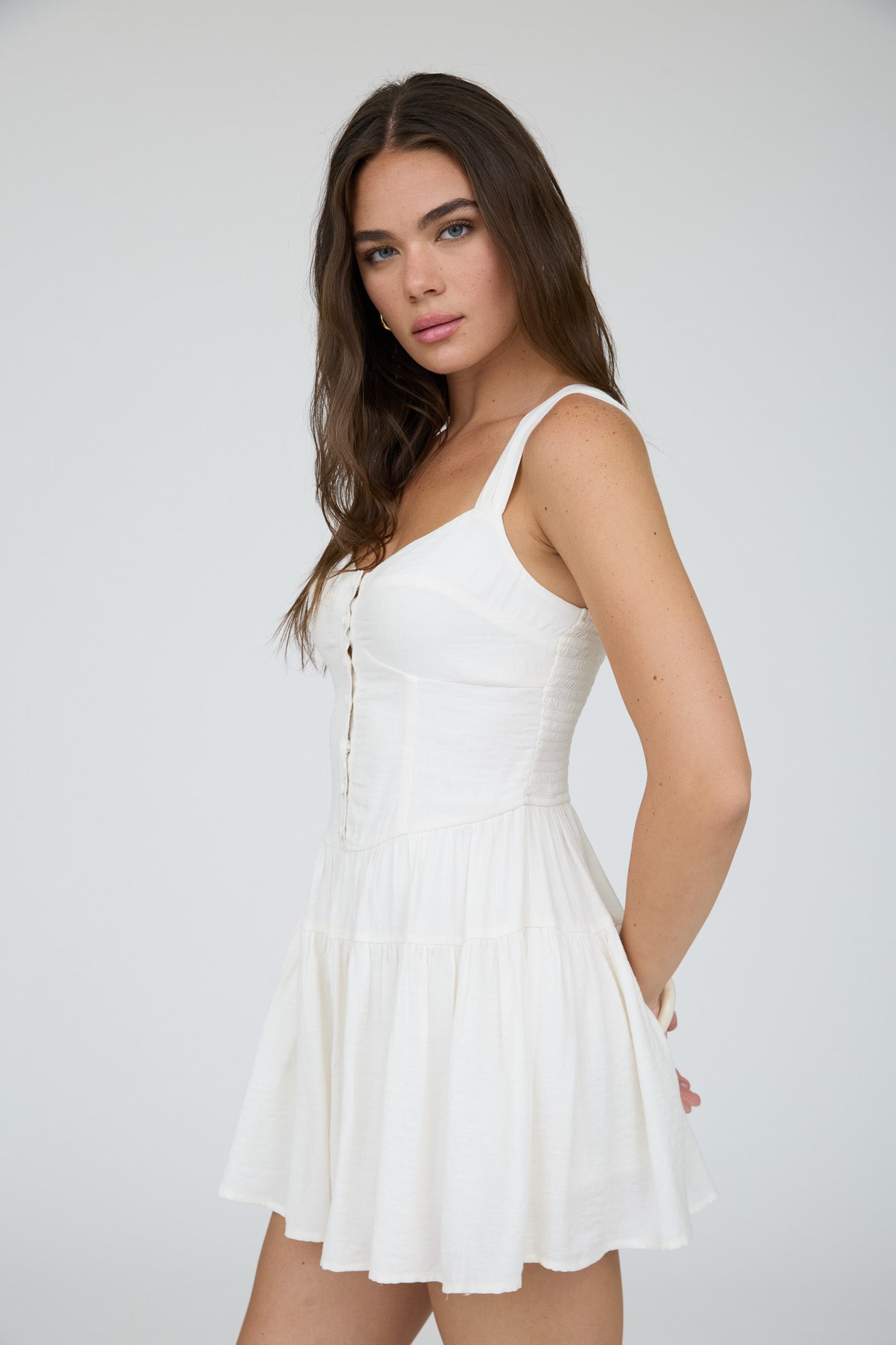 BUTTON DOWN SLEEVELESS ROMPER (PRE-ORDER)