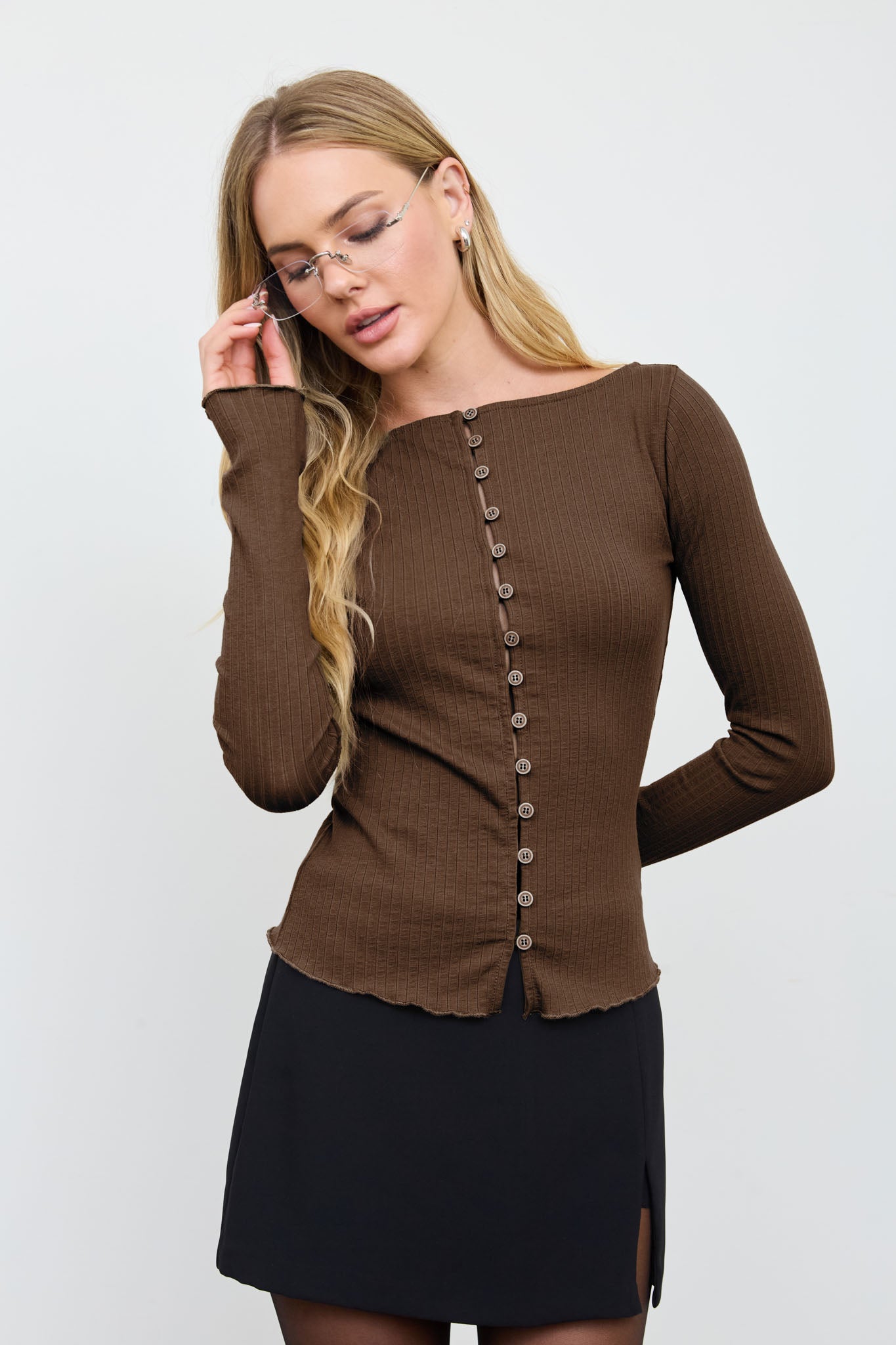 RIBBED CREW NECK BUTTON DOWN LONG SLEEVE KNIT TOP