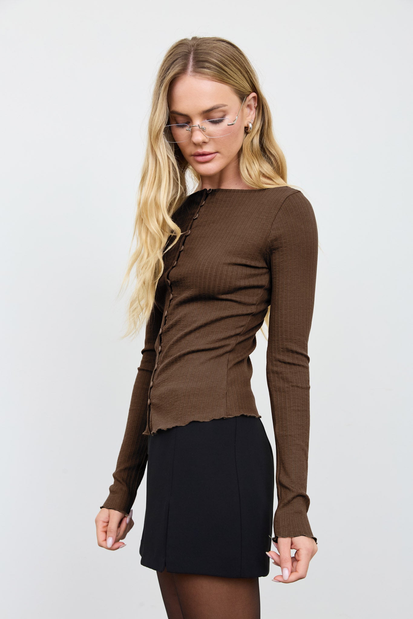 RIBBED CREW NECK BUTTON DOWN LONG SLEEVE KNIT TOP