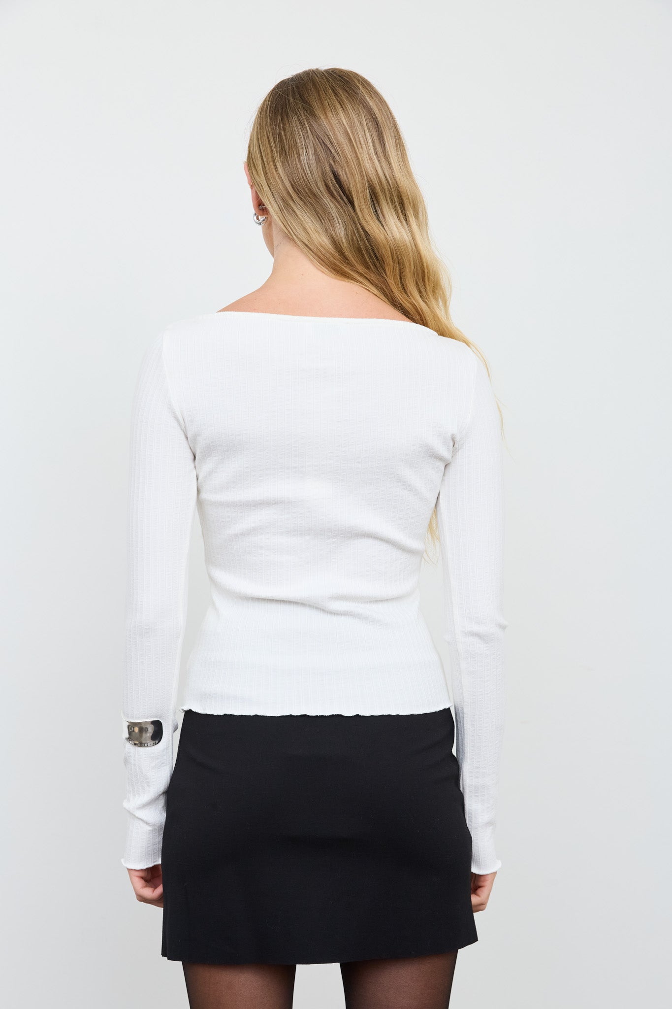 RIBBED CREW NECK BUTTON DOWN LONG SLEEVE KNIT TOP