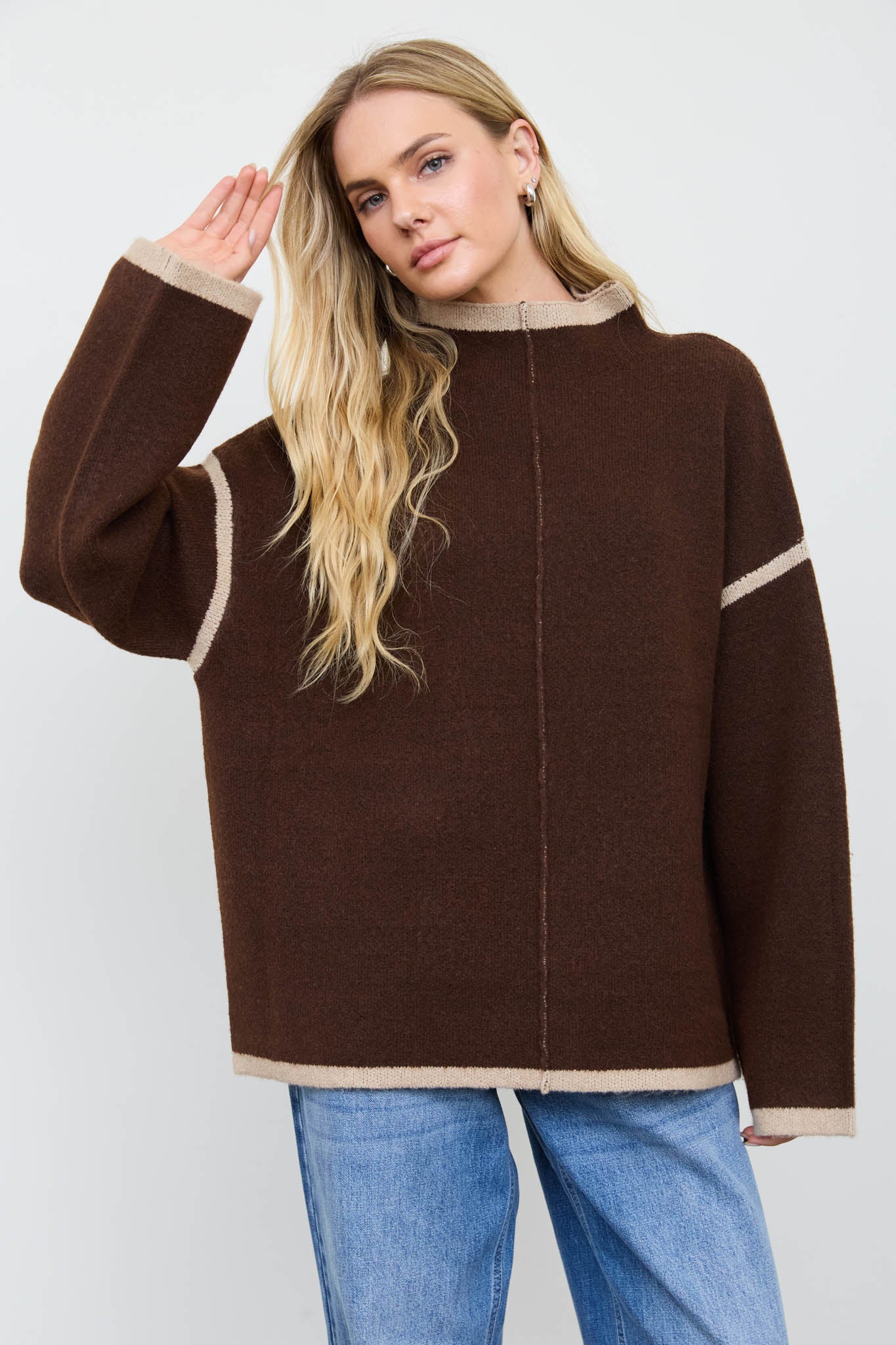 CONTRAST FRONT SEAM MOCK NECK OVERSIZED SWEATER