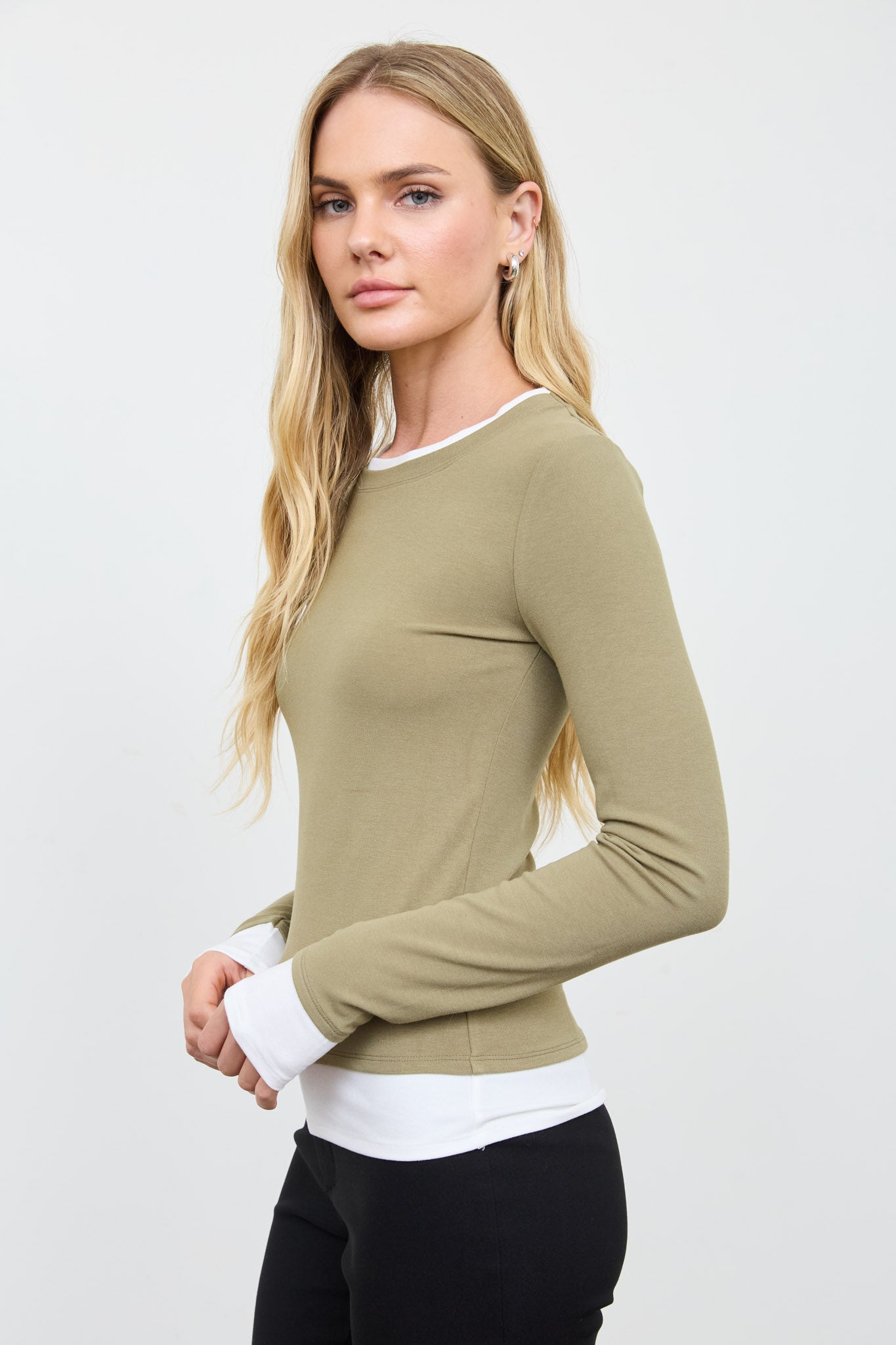 LAYERED LONG SLEEVE CREW NECK KNIT TOP