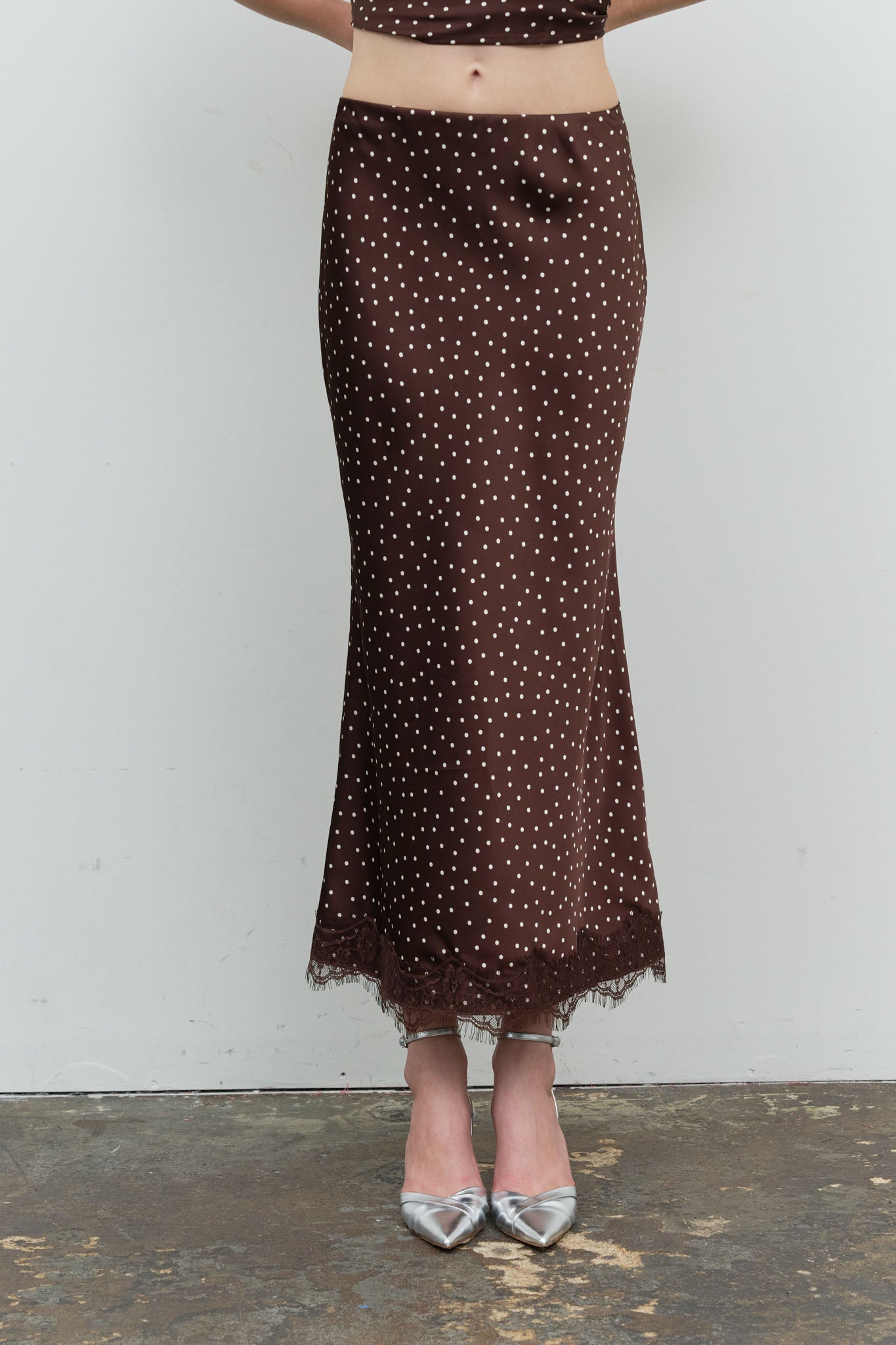 POLKA DOT LACE TRIM SLIT MIDI SKIRT