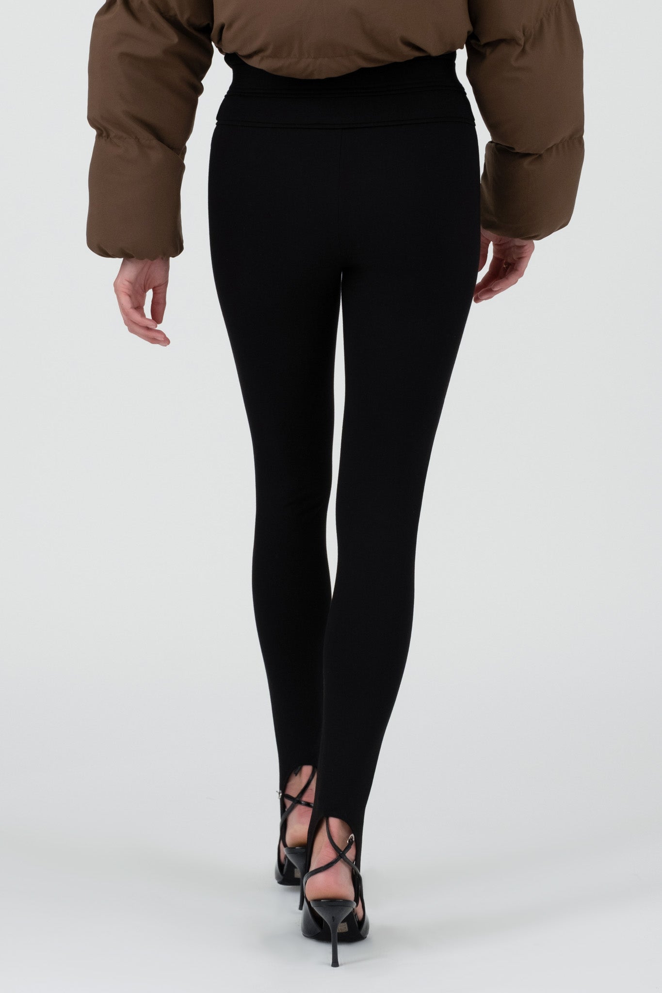 HIGH WAISTED STIRRUP PANTS