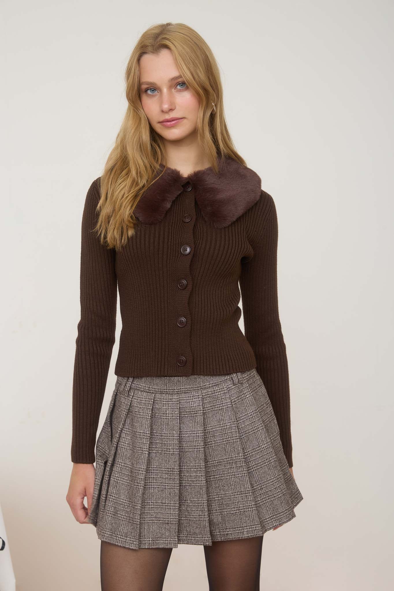 FAUX FUR COLLAR BUTTON DOWN SWEATER KNIT CARDIGAN